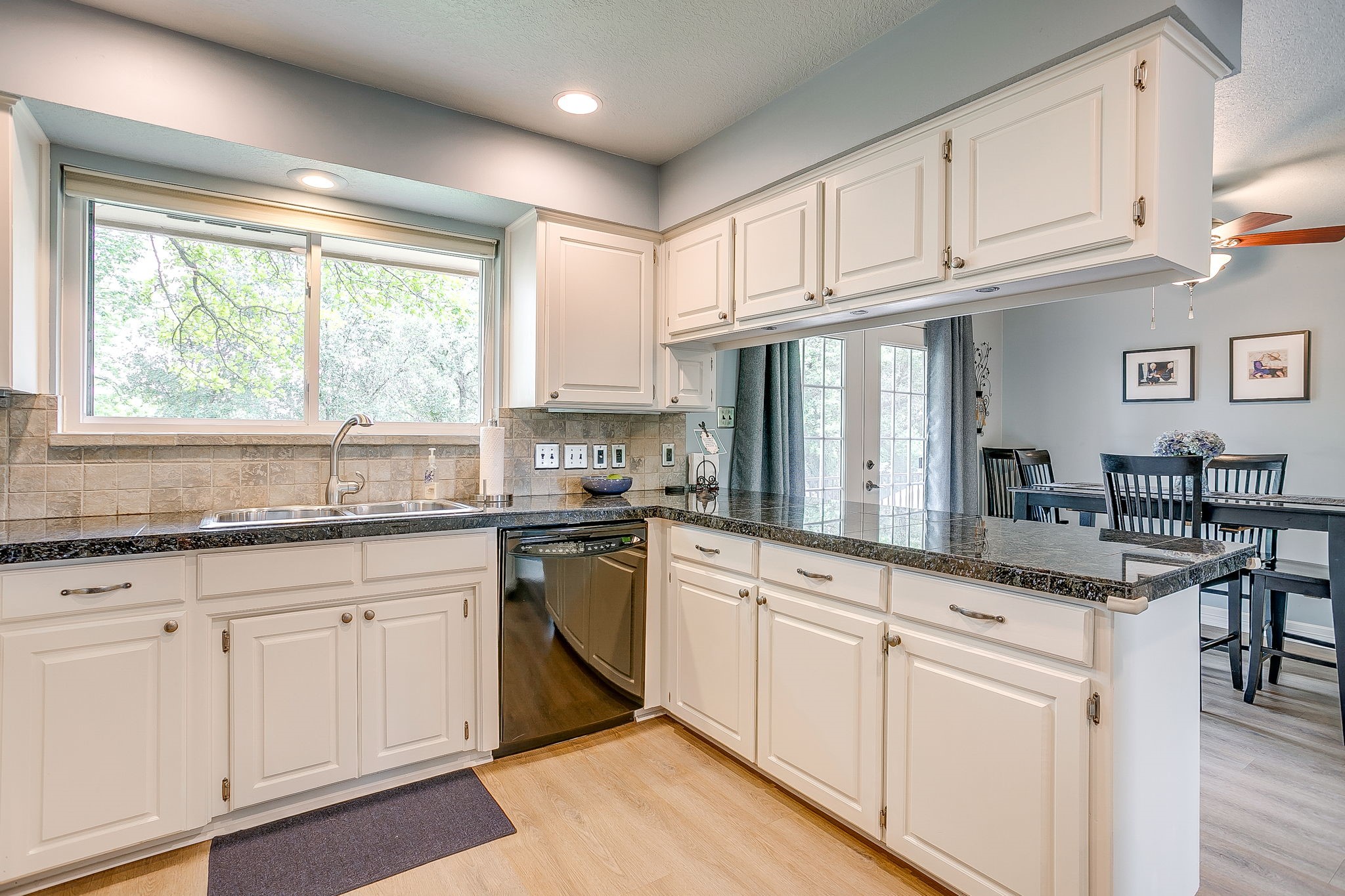 3701 Teal Lane Bedford TX 76021