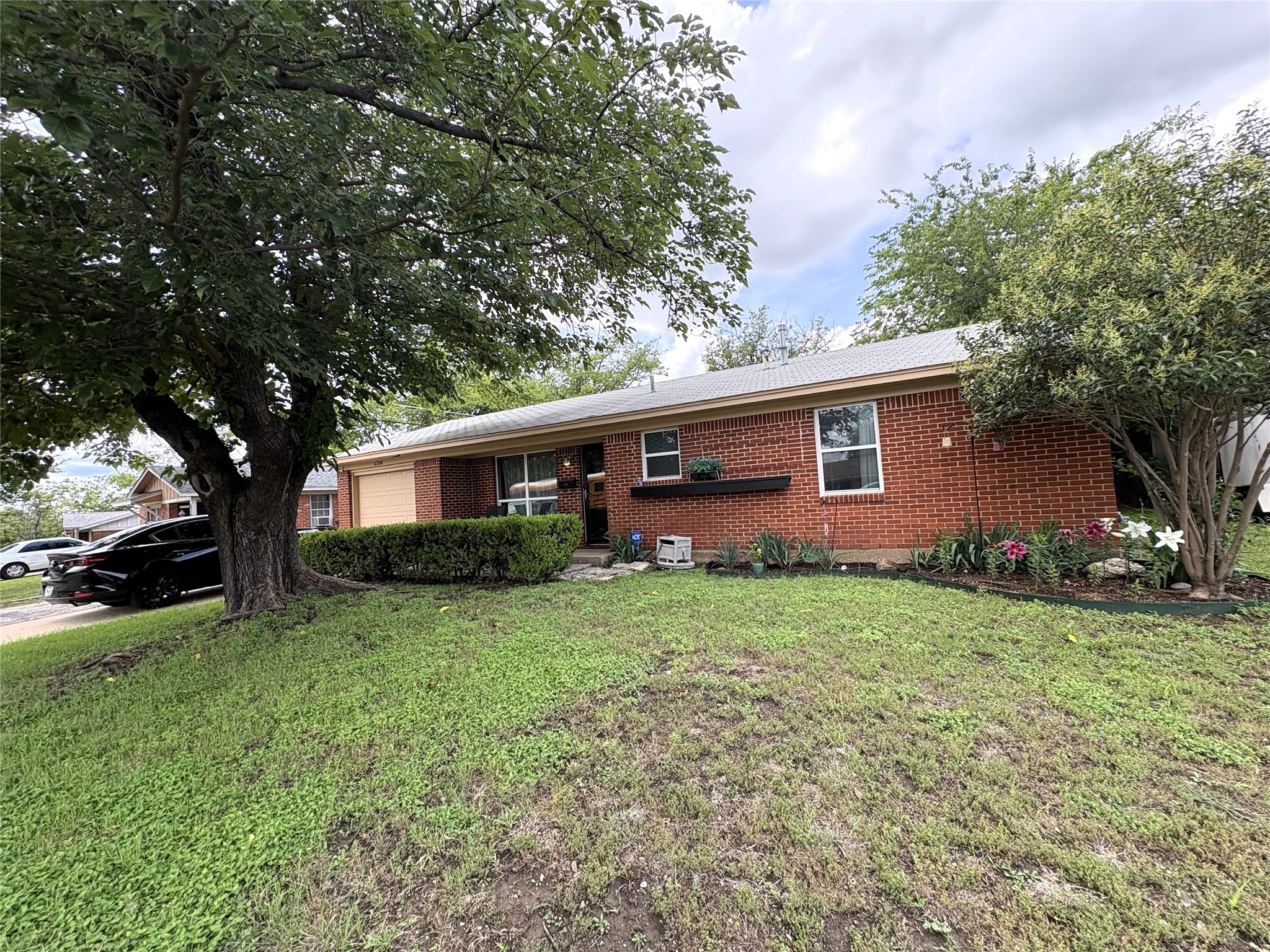 6208 Shadydell Drive Fort Worth TX 76135