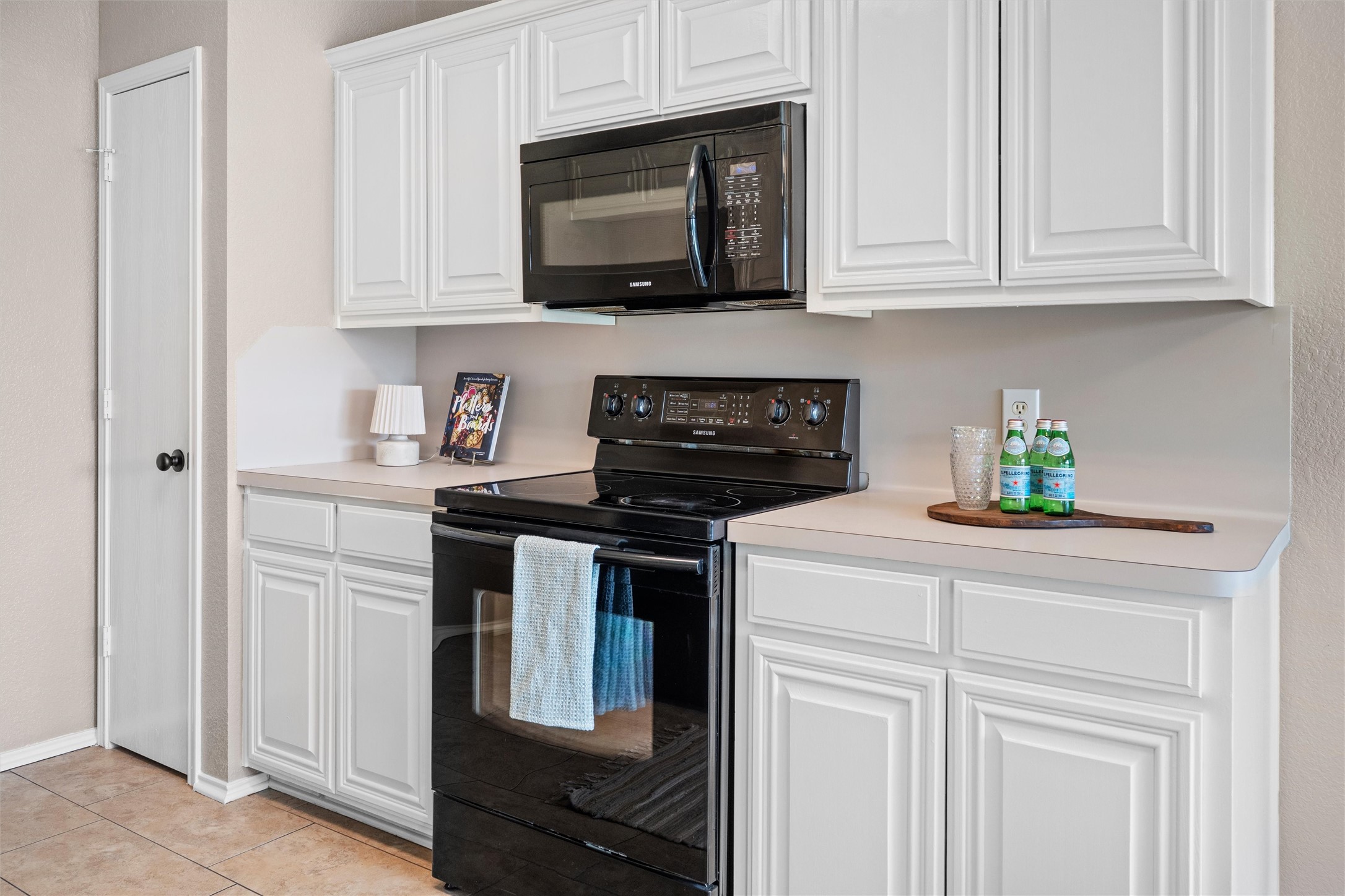 226 Whitestone Way Weatherford TX 76085