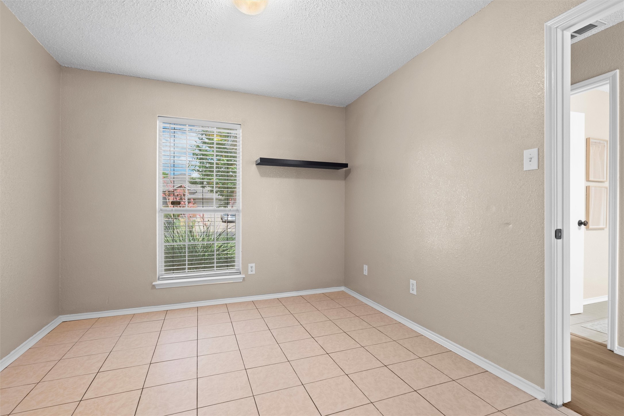 226 Whitestone Way Weatherford TX 76085