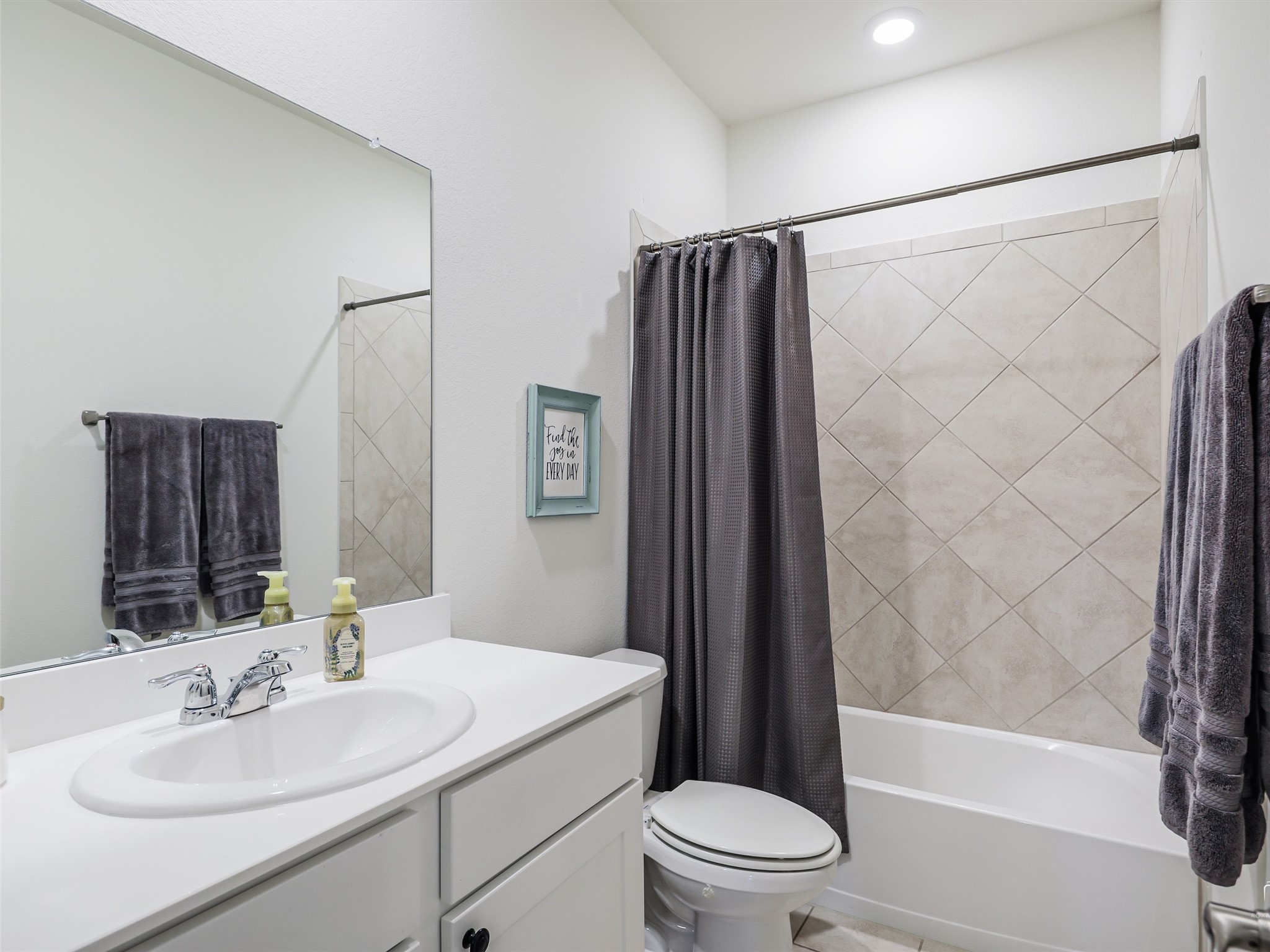 1028 Azure Lane Celina TX 75009