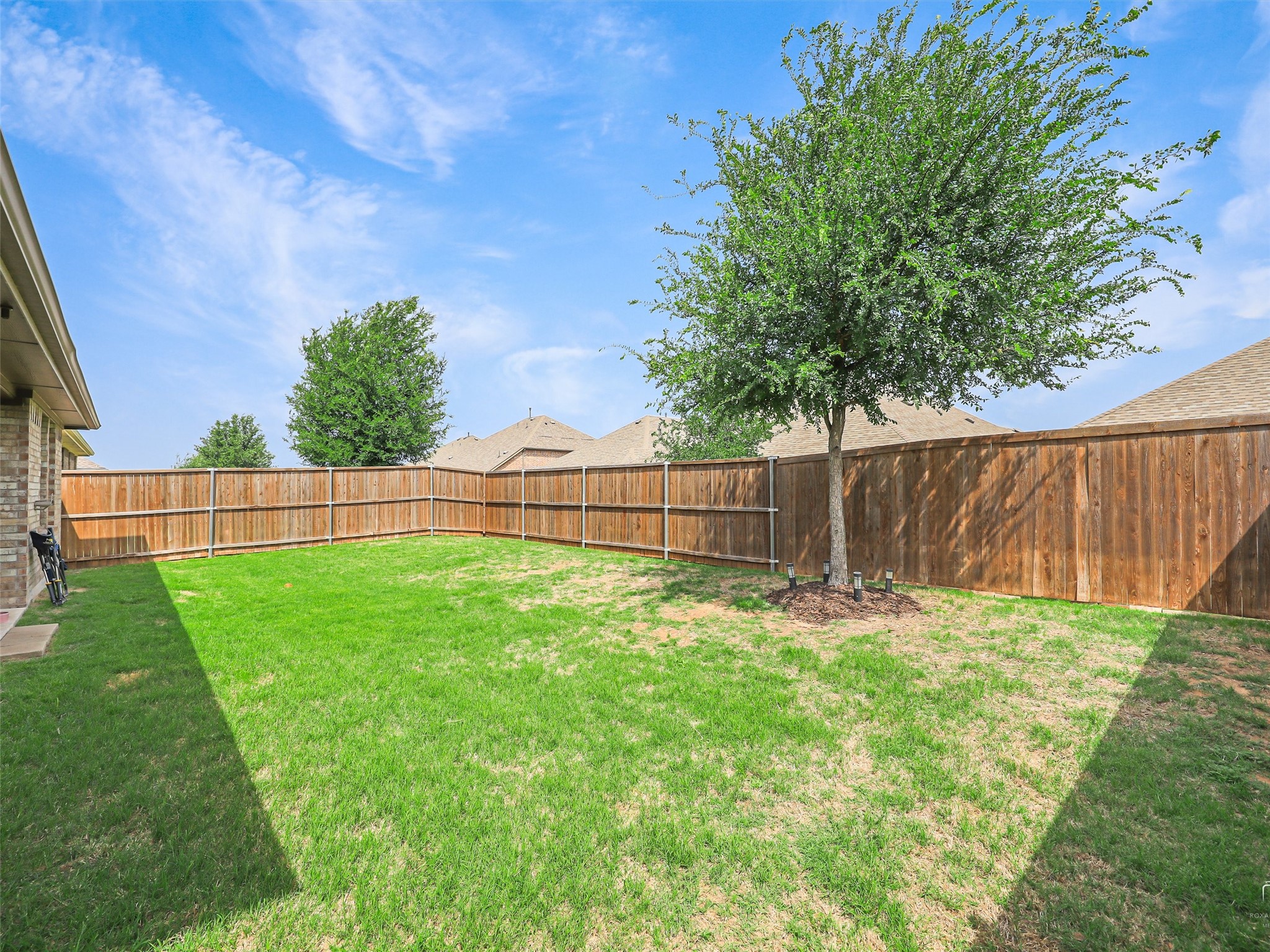 1028 Azure Lane Celina TX 75009
