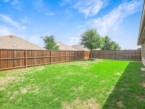 1028 Azure Lane Celina TX 75009