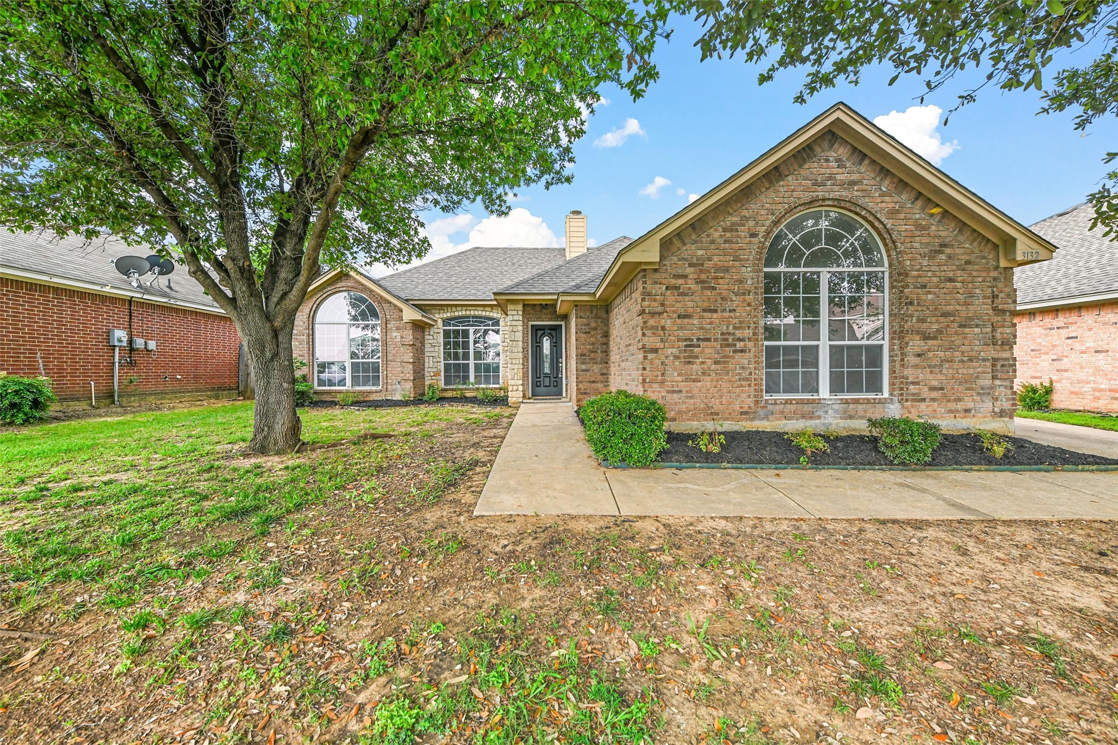 3132 Eastcrest Court Fort Worth TX 76105