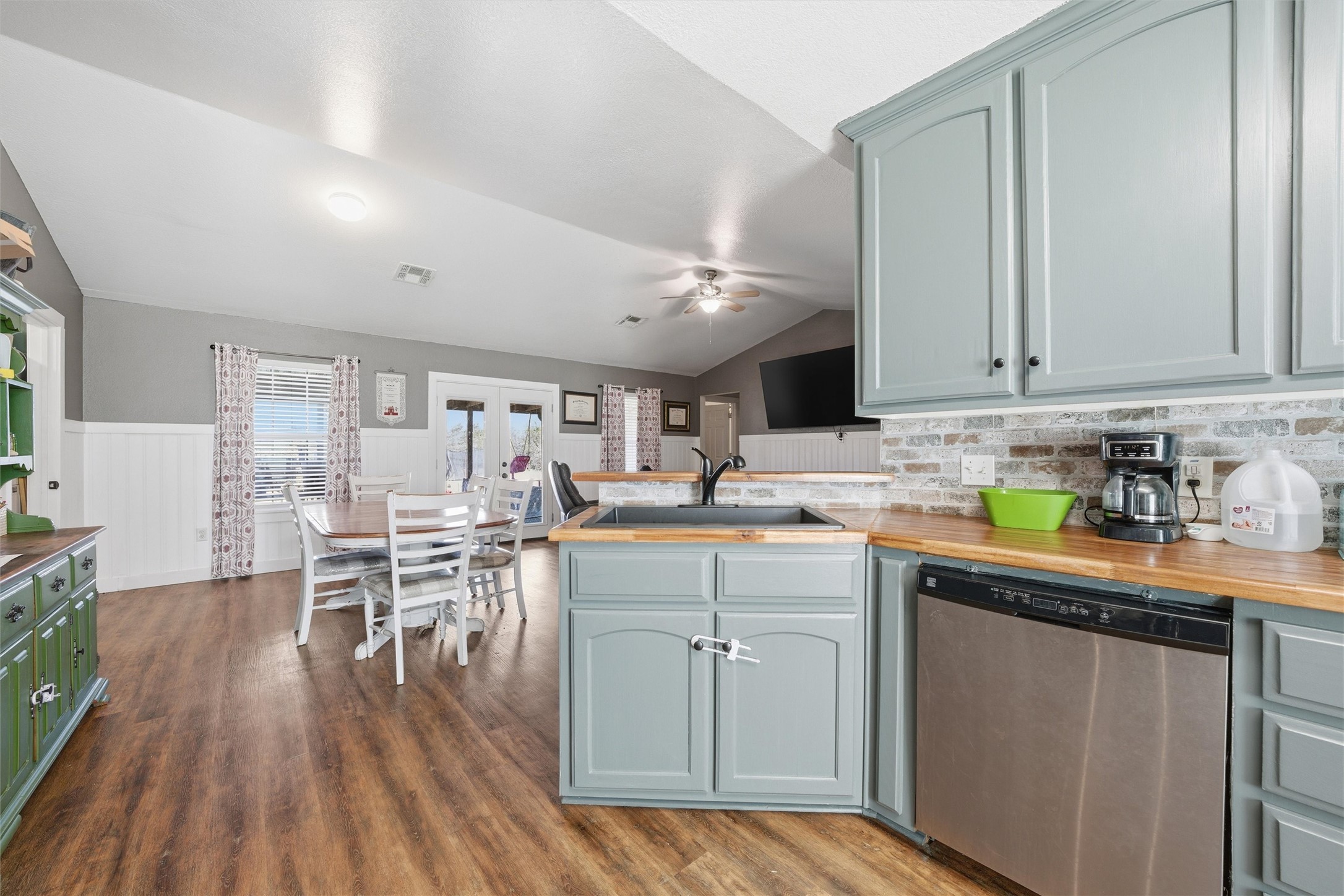 126 Hcr 2119 Whitney TX 76692
