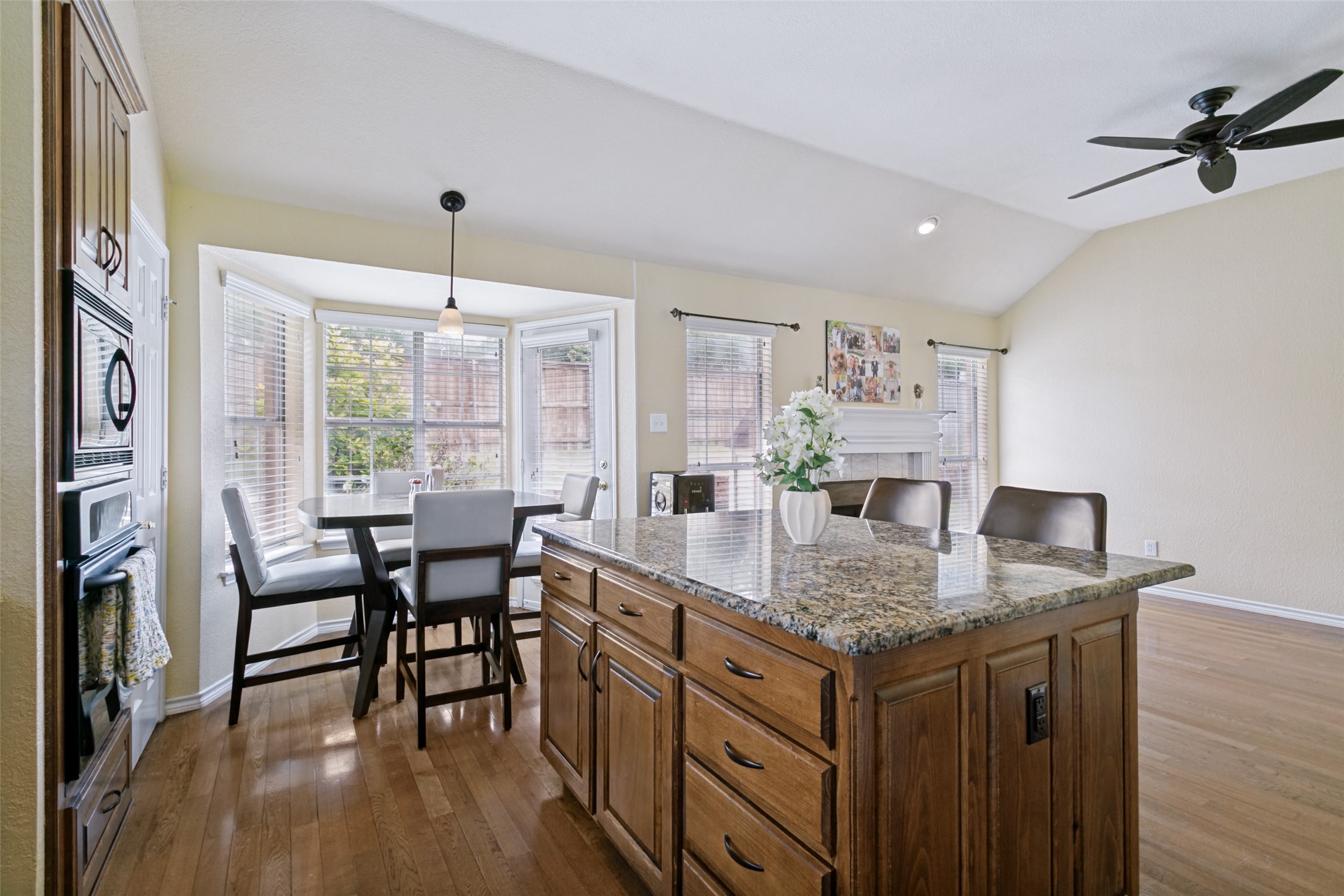5217 Shadow Glen Drive Grapevine TX 76051