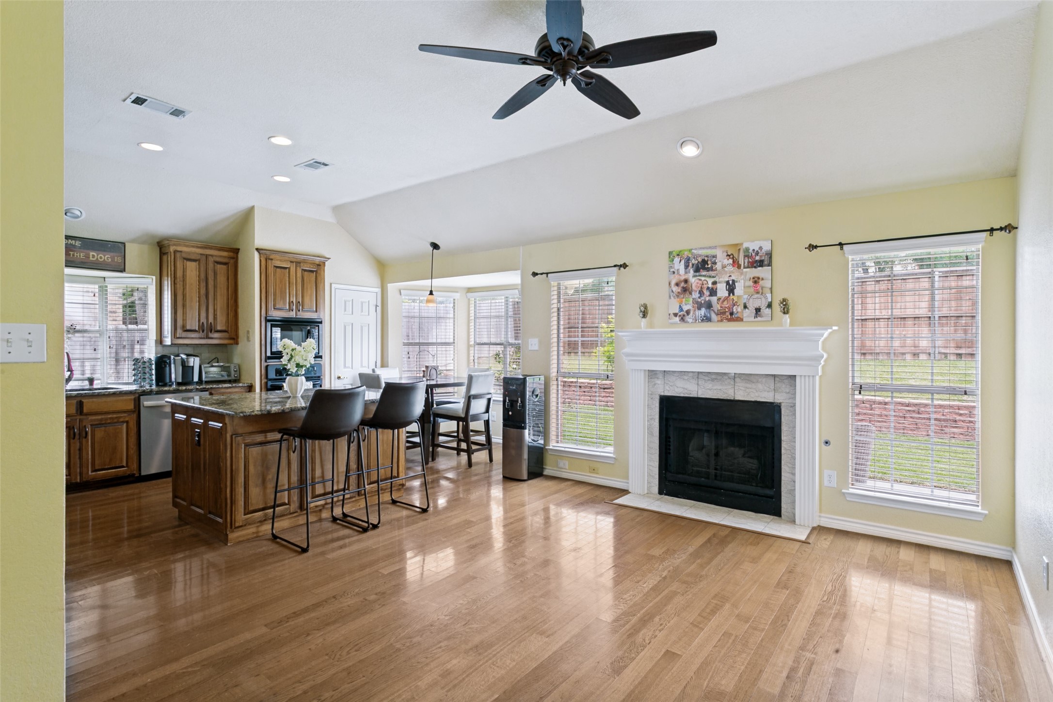 5217 Shadow Glen Drive Grapevine TX 76051