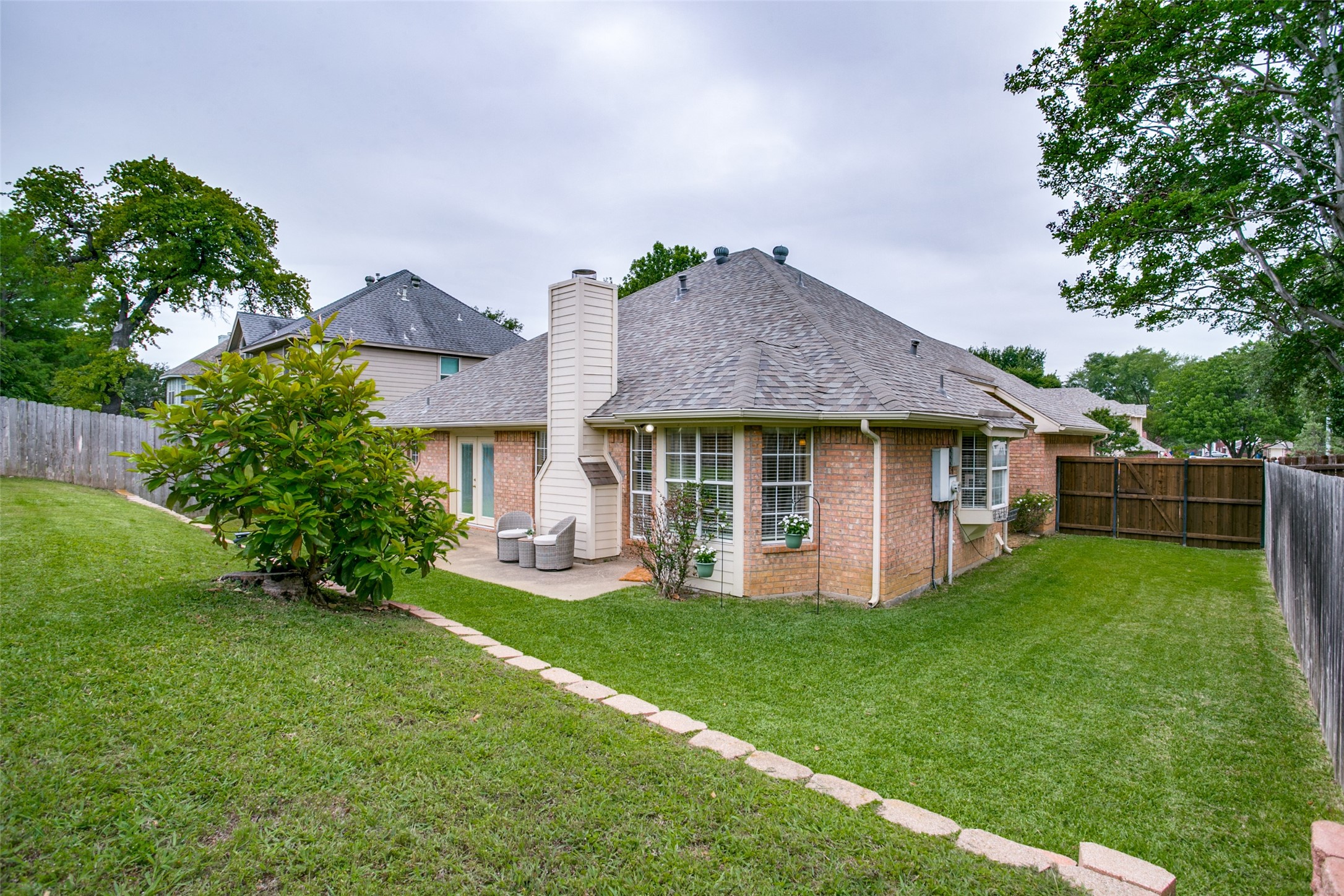 5217 Shadow Glen Drive Grapevine TX 76051