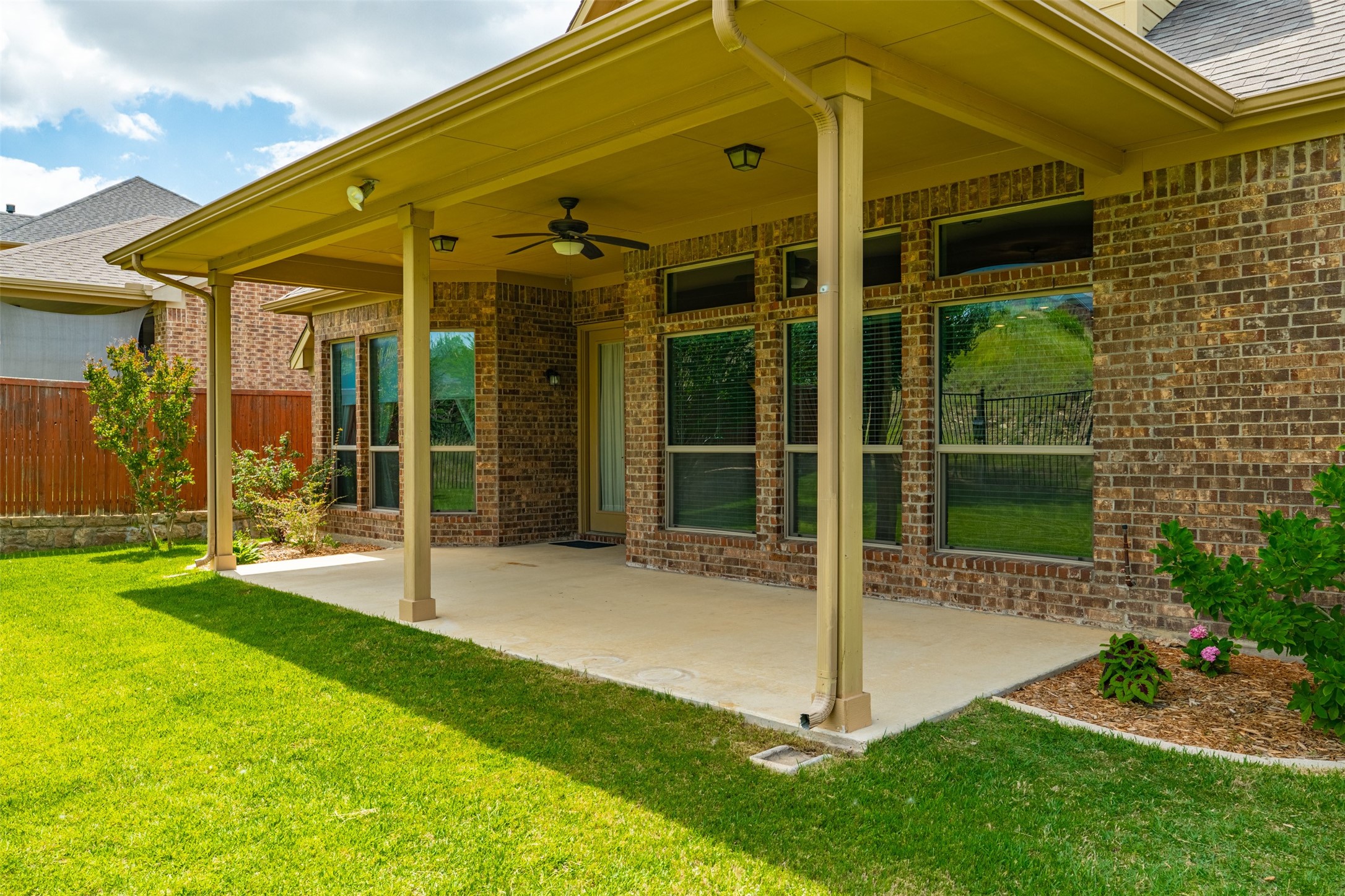 626 Allister Court Roanoke TX 76262