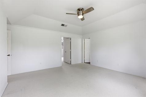 1913 W Arbor Rose Drive Grand Prairie TX 75050