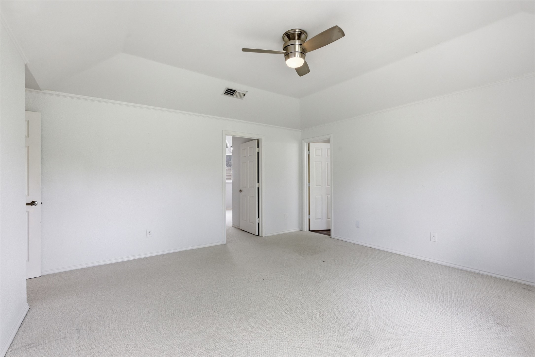 1913 W Arbor Rose Drive Grand Prairie TX 75050