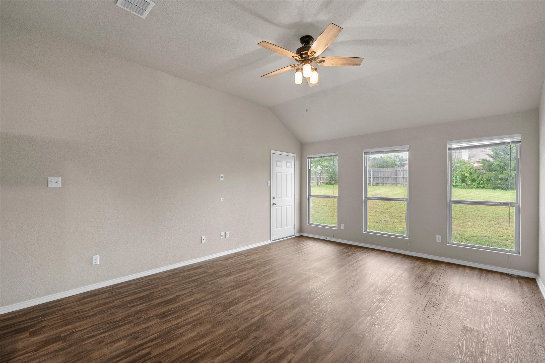 337 Milky Way Road Bruceville TX 76630