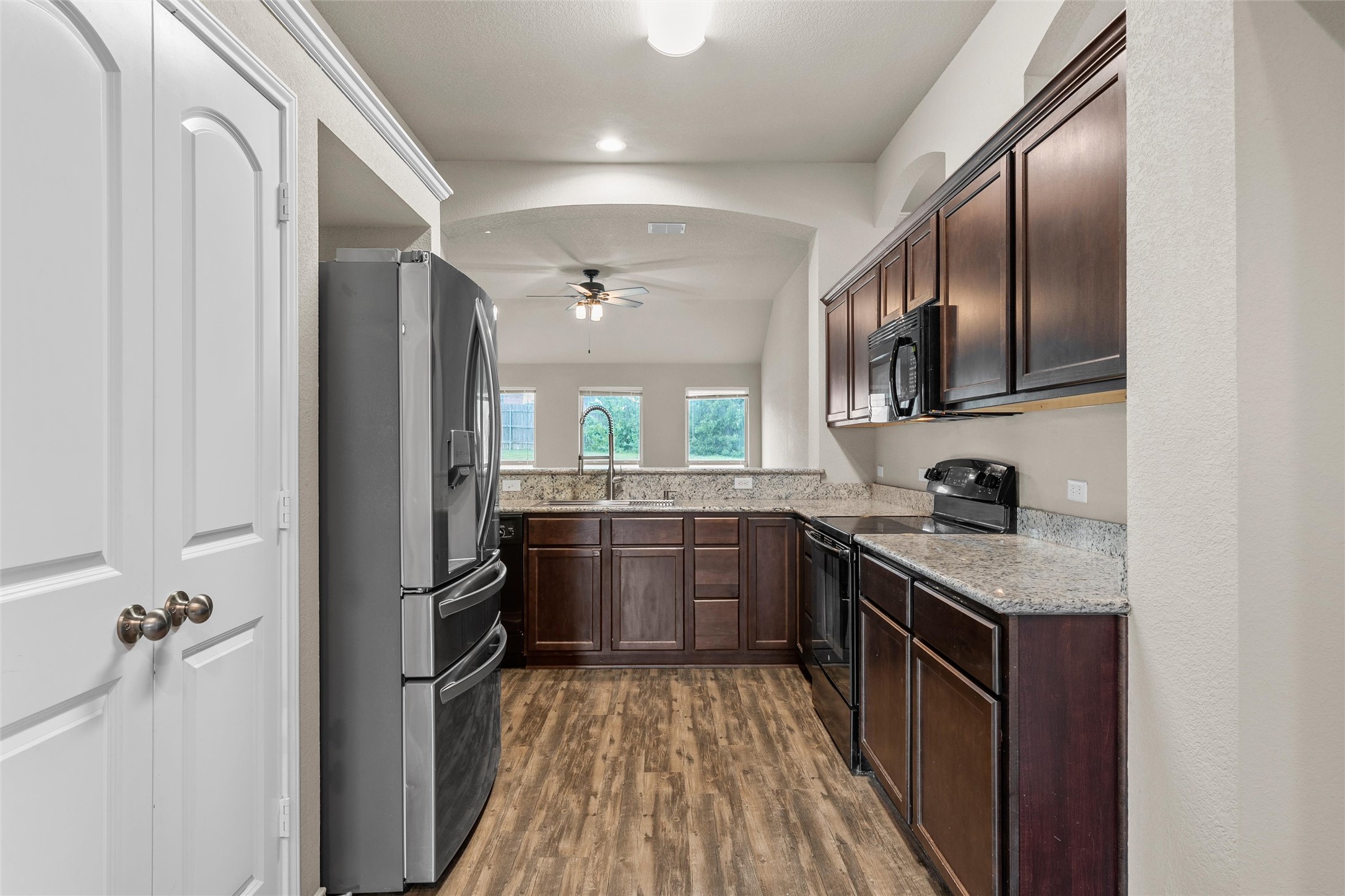 337 Milky Way Road Bruceville TX 76630