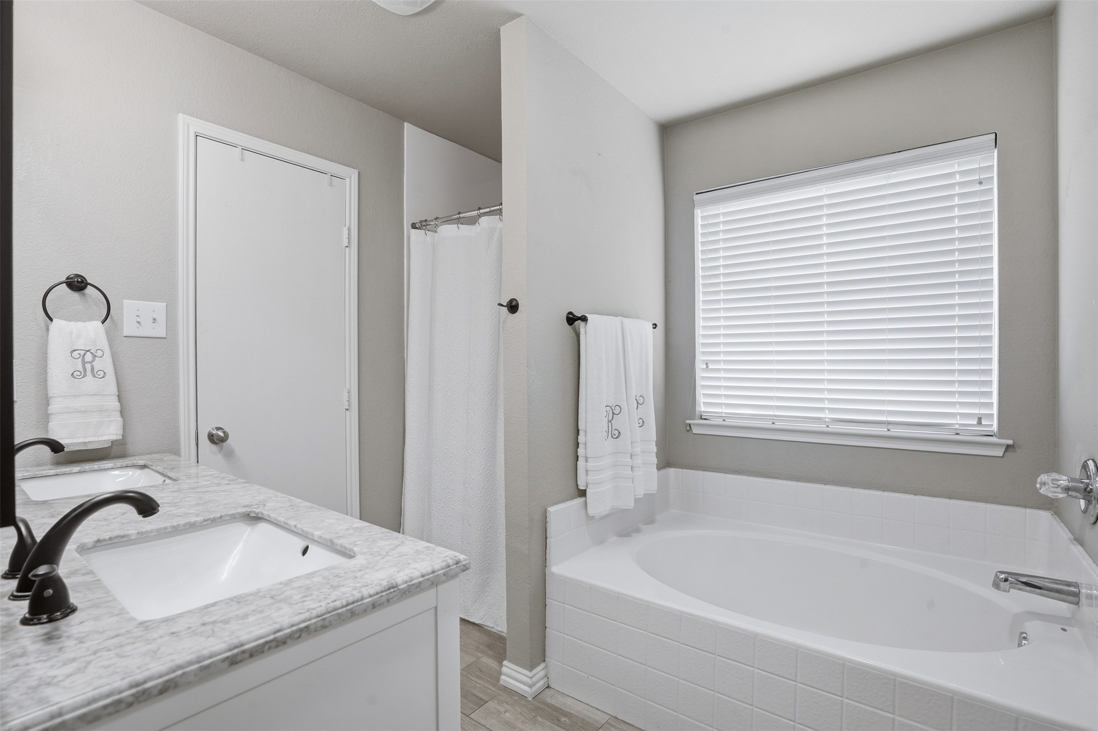 924 Crowder Drive Crowley TX 76036