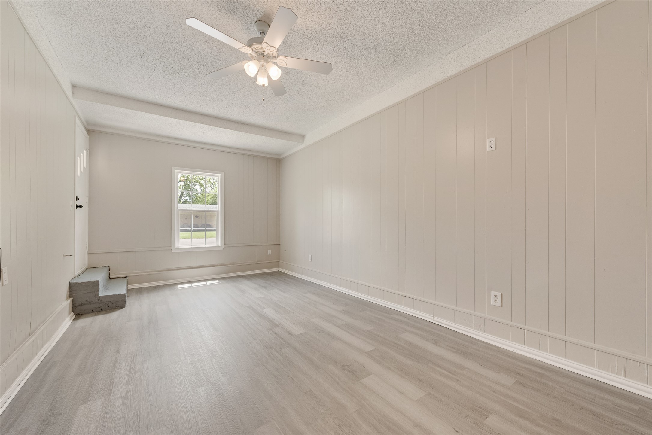 205 E 7th Street Kaufman TX 75142