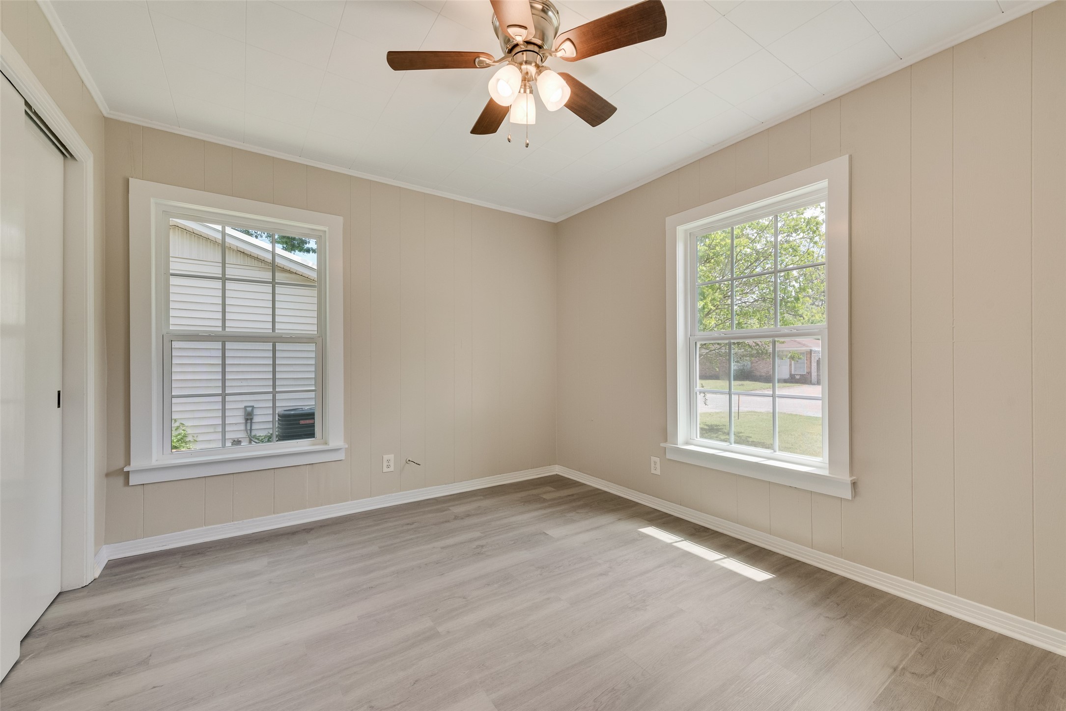 205 E 7th Street Kaufman TX 75142