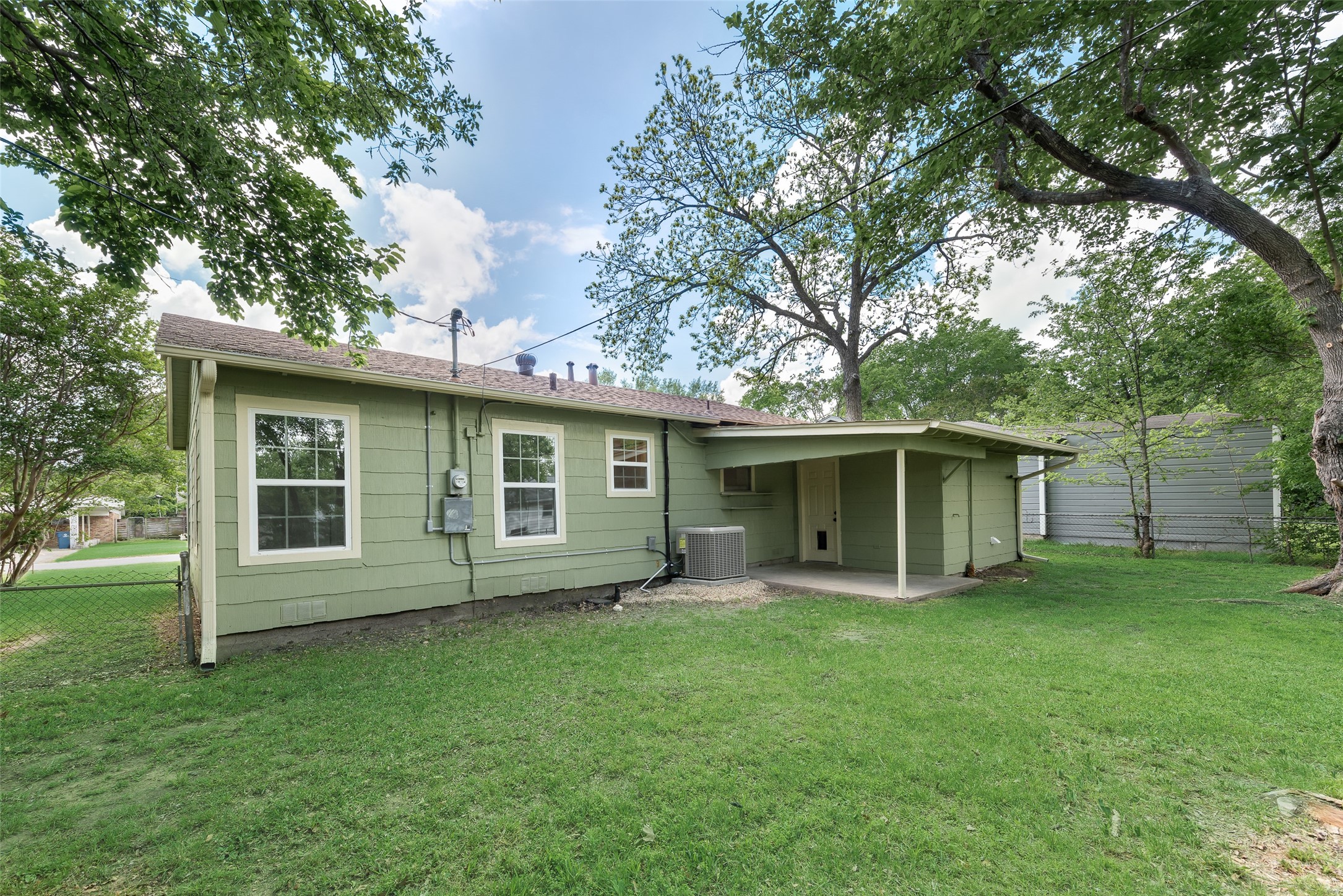205 E 7th Street Kaufman TX 75142