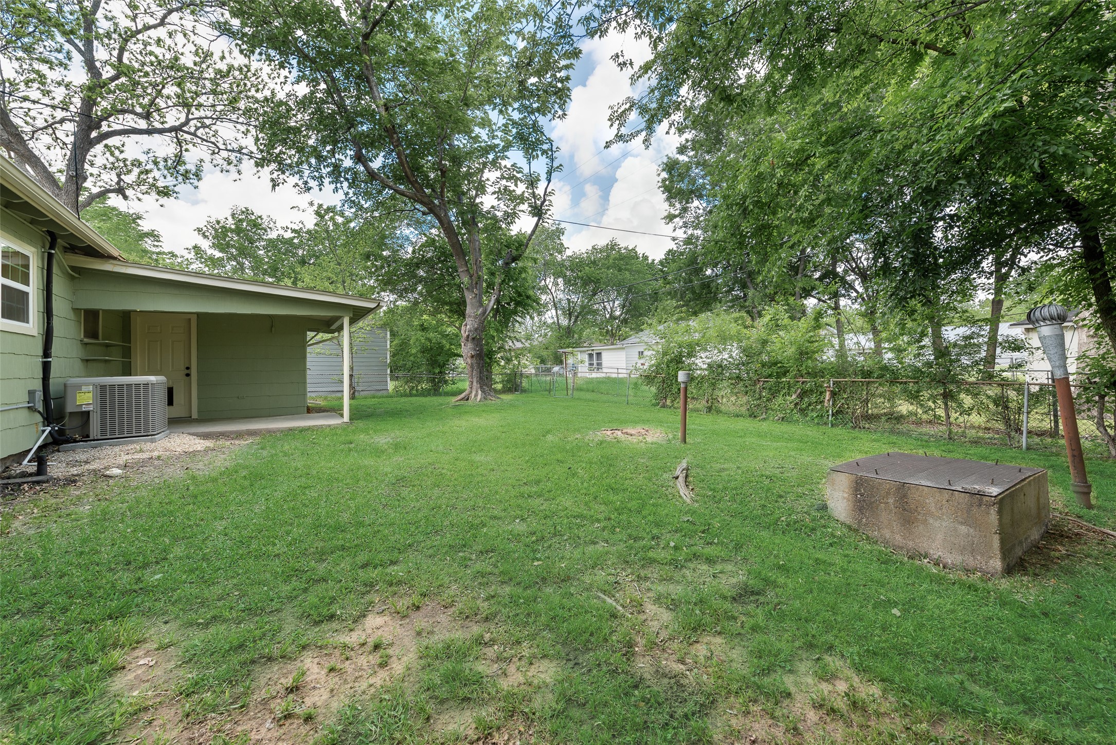 205 E 7th Street Kaufman TX 75142