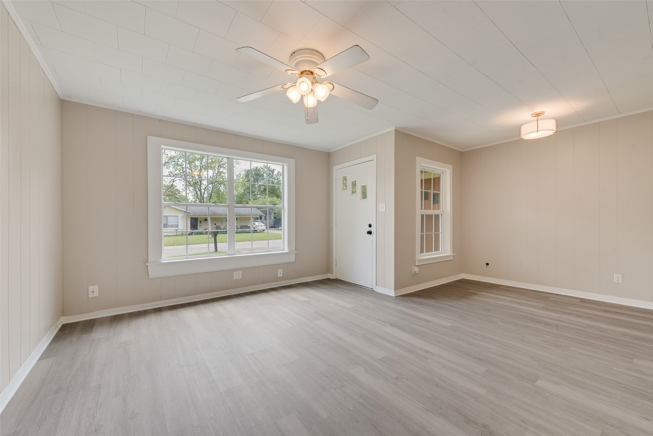 205 E 7th Street Kaufman TX 75142