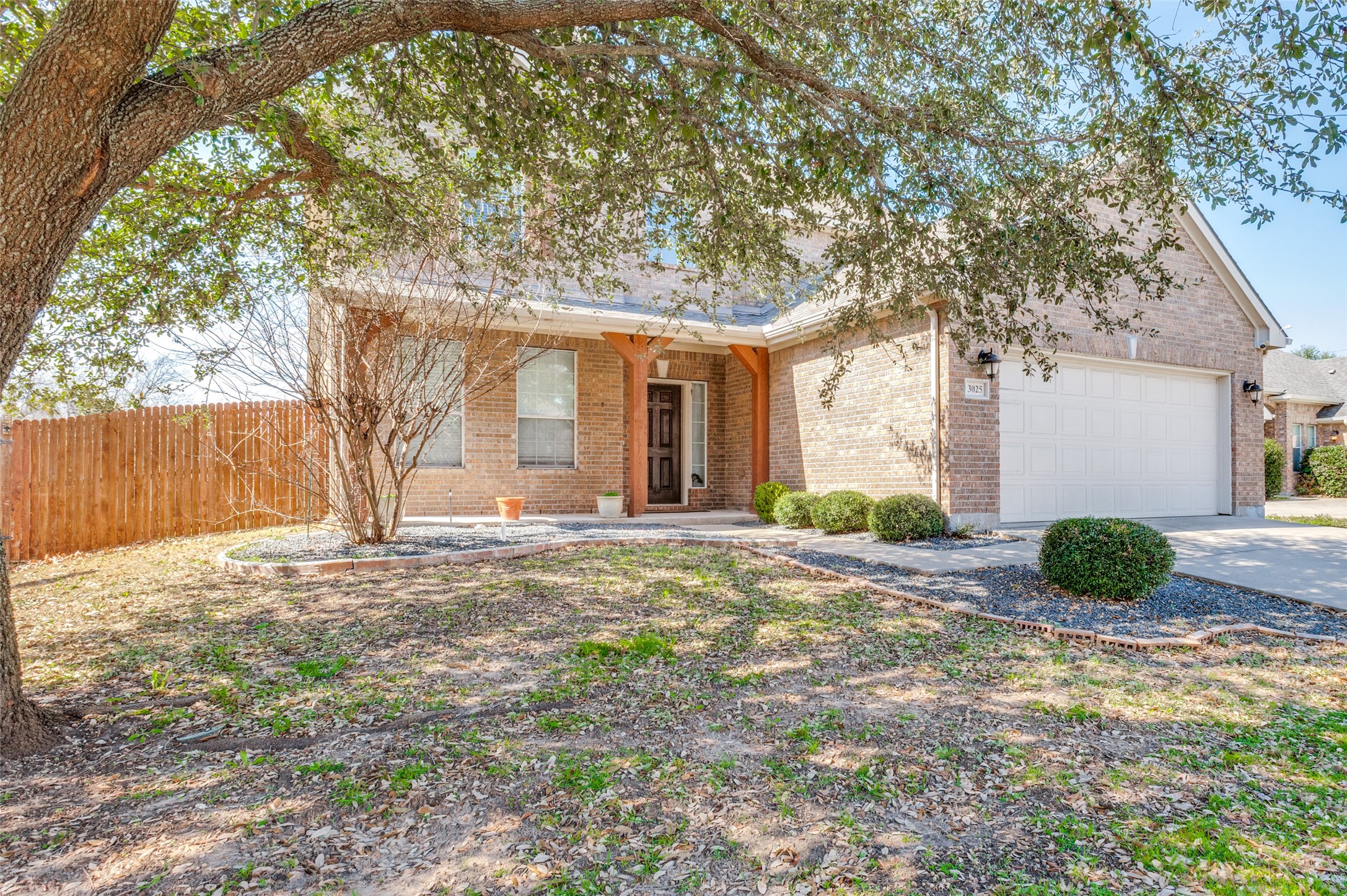 3025 Glenbrook Drive Midlothian TX 76065