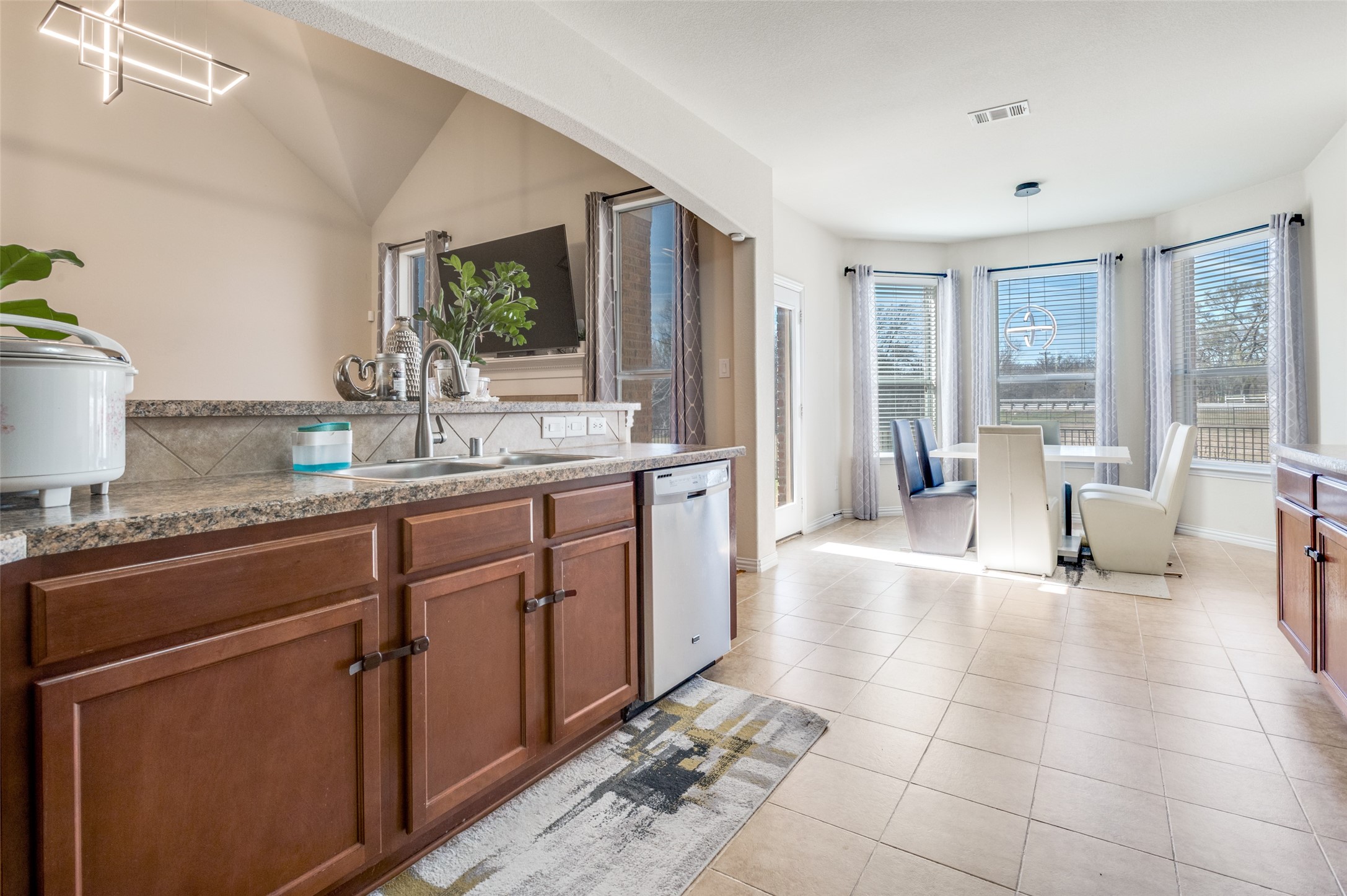 3025 Glenbrook Drive Midlothian TX 76065