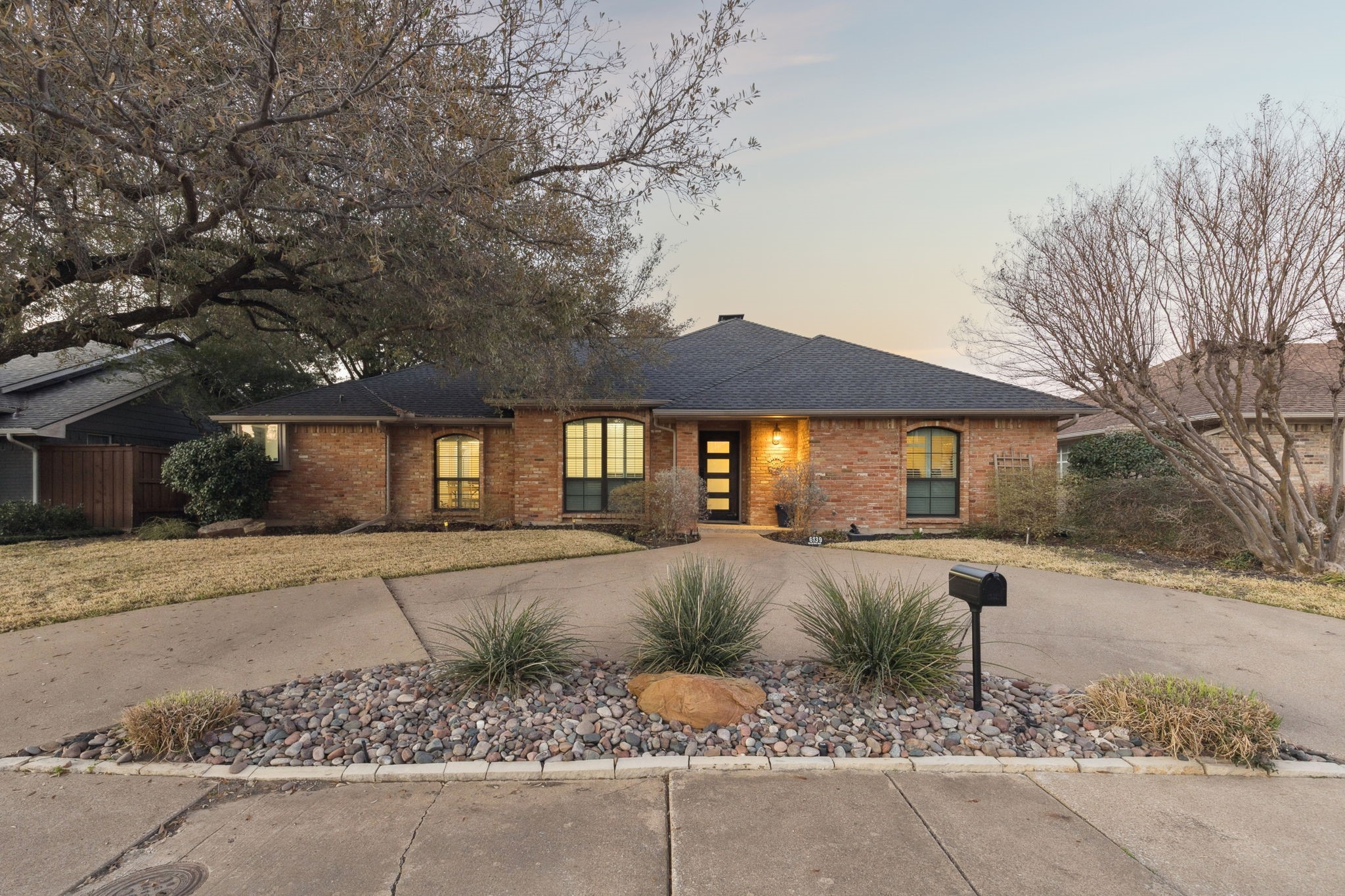 6139 Yellow Rock Trail Dallas TX 75248