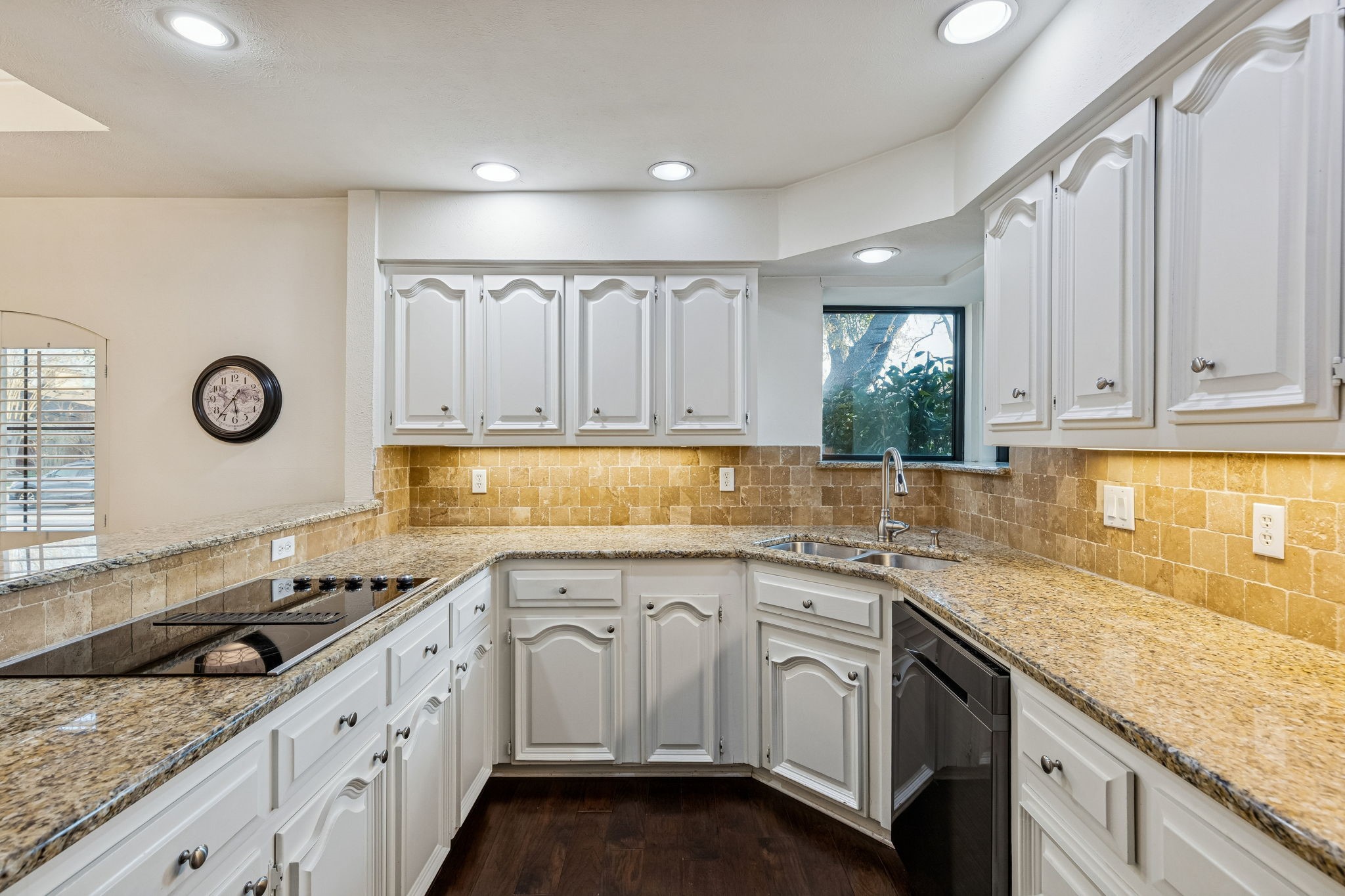 6139 Yellow Rock Trail Dallas TX 75248