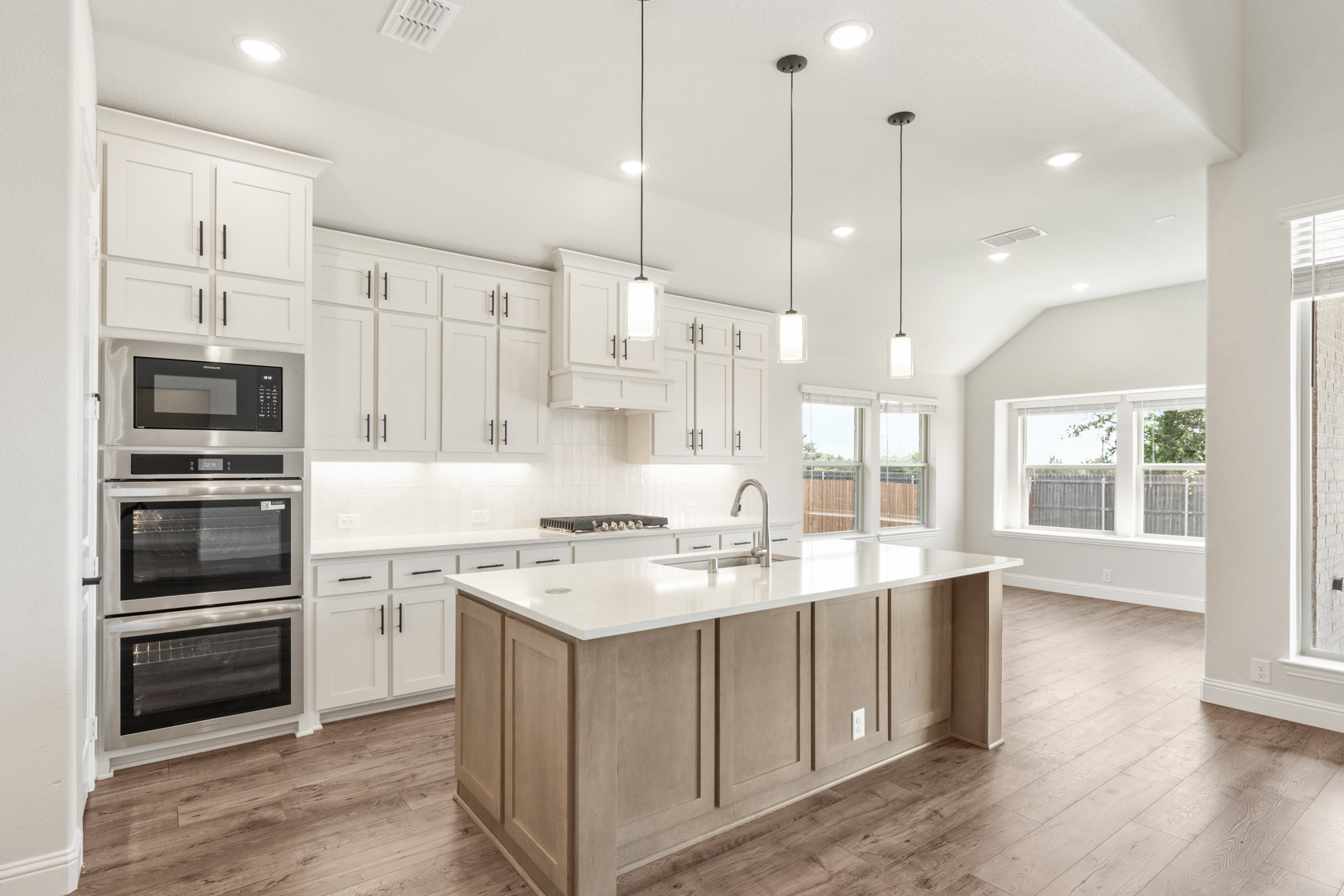 1118 Cardinal Drive Midlothian TX 76065