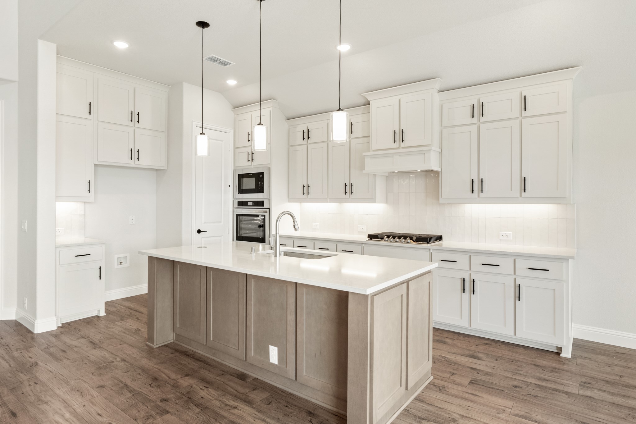 1118 Cardinal Drive Midlothian TX 76065