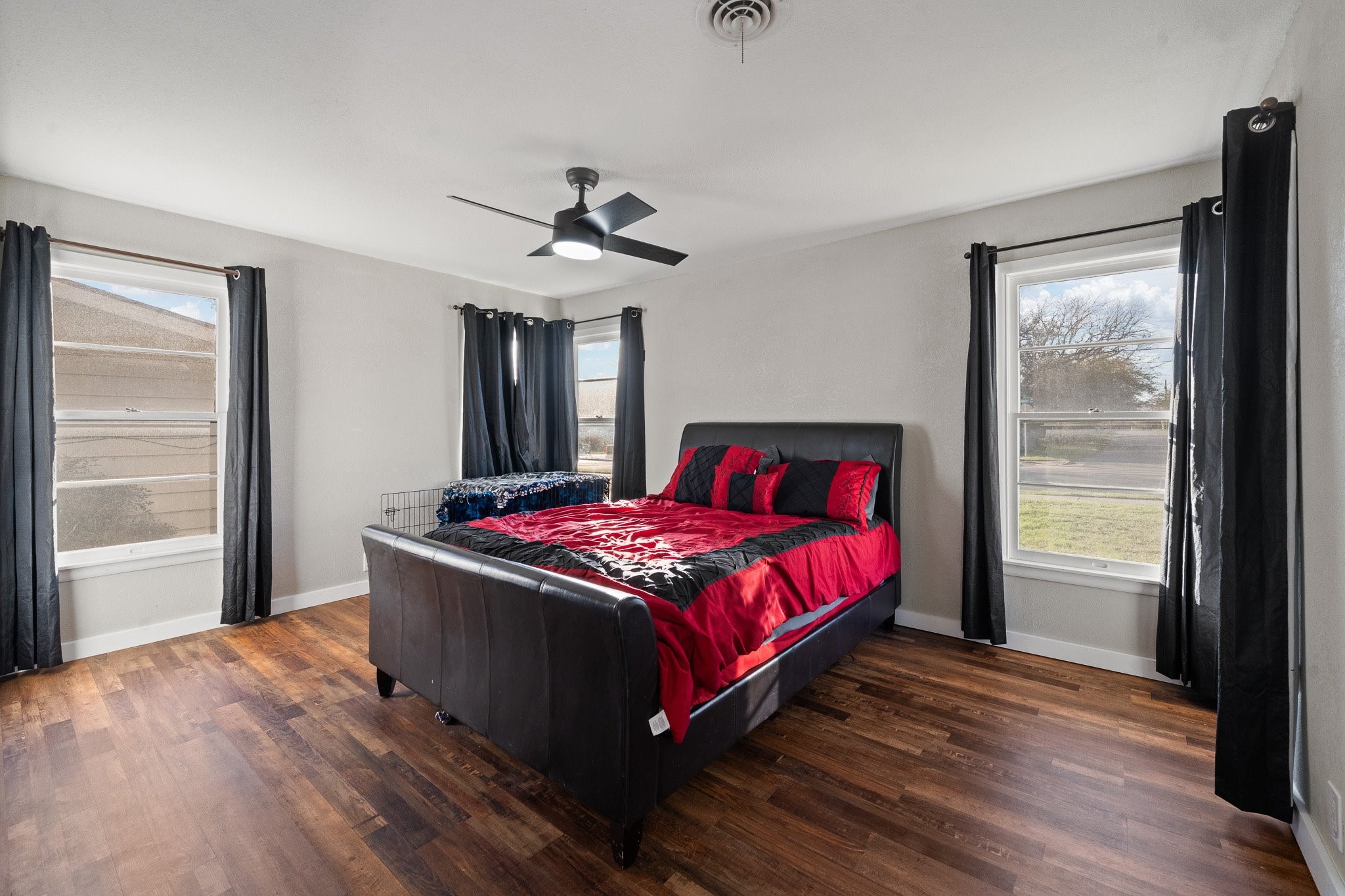 1116 Poindexter Avenue Cleburne TX 76033
