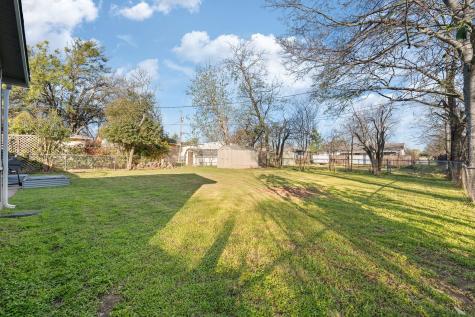 1116 Poindexter Avenue Cleburne TX 76033