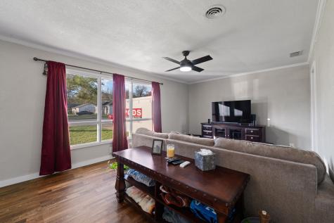 1116 Poindexter Avenue Cleburne TX 76033