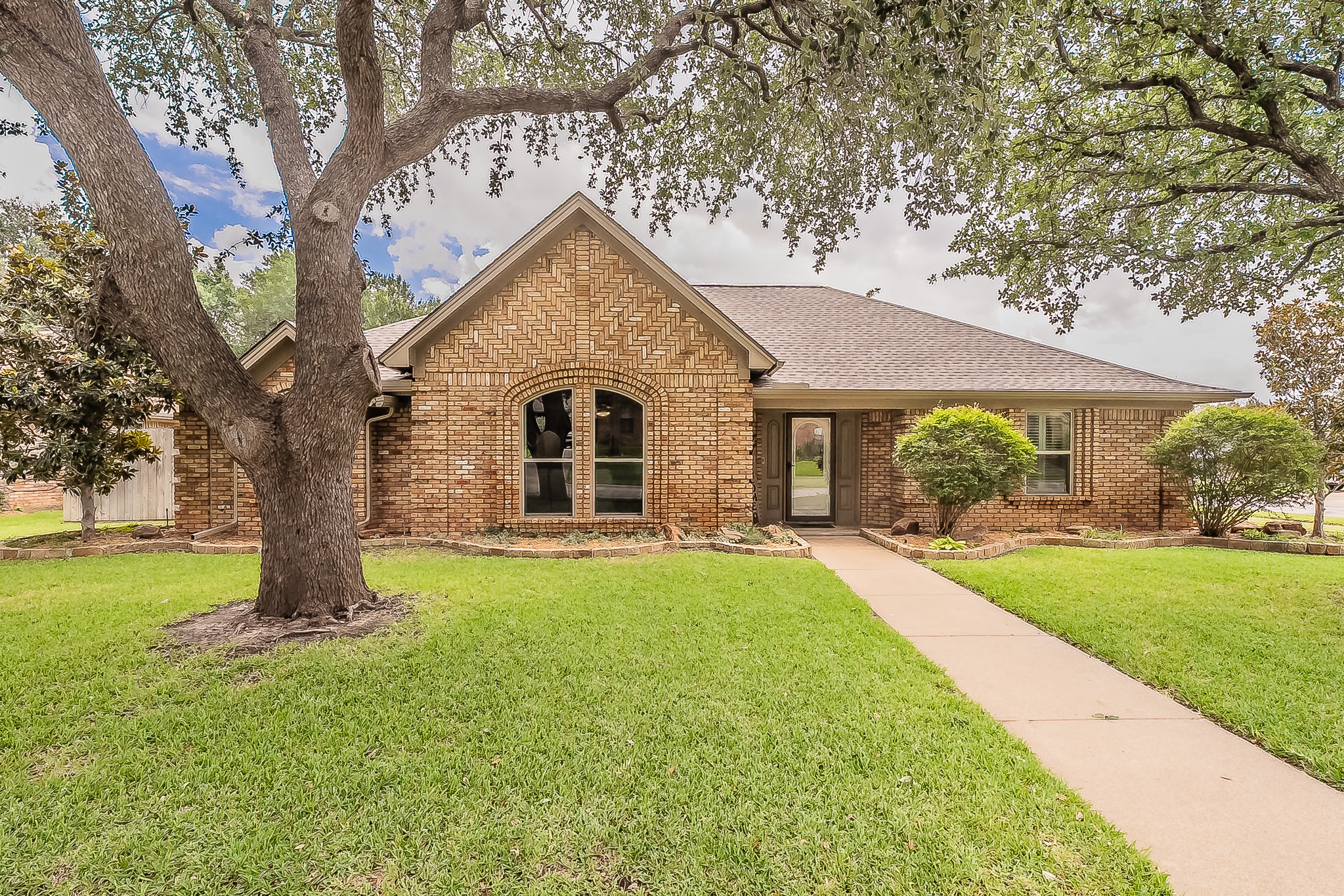 3032 Shenandoah Drive Bedford TX 76021