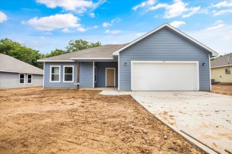 411 S Colorado Street Whitney TX 76692