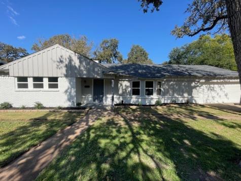 304 Robinhood Drive Irving TX 75061