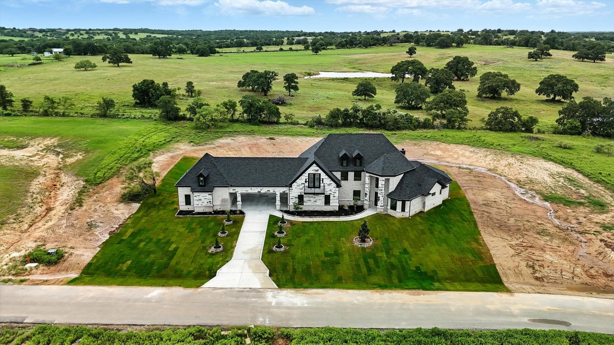 5005 Glenoaks Court Weatherford TX 76088