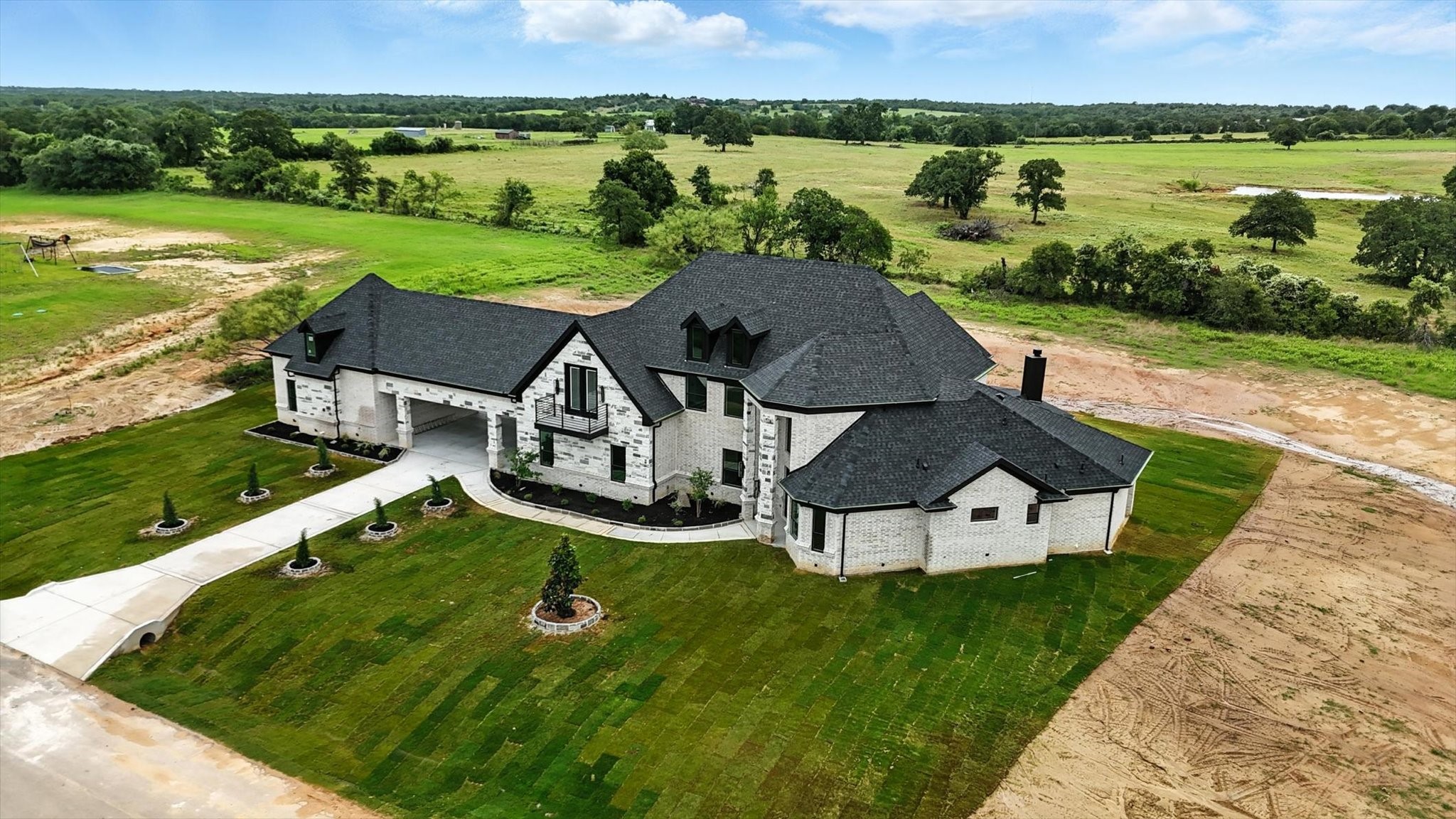 5005 Glenoaks Court Weatherford TX 76088