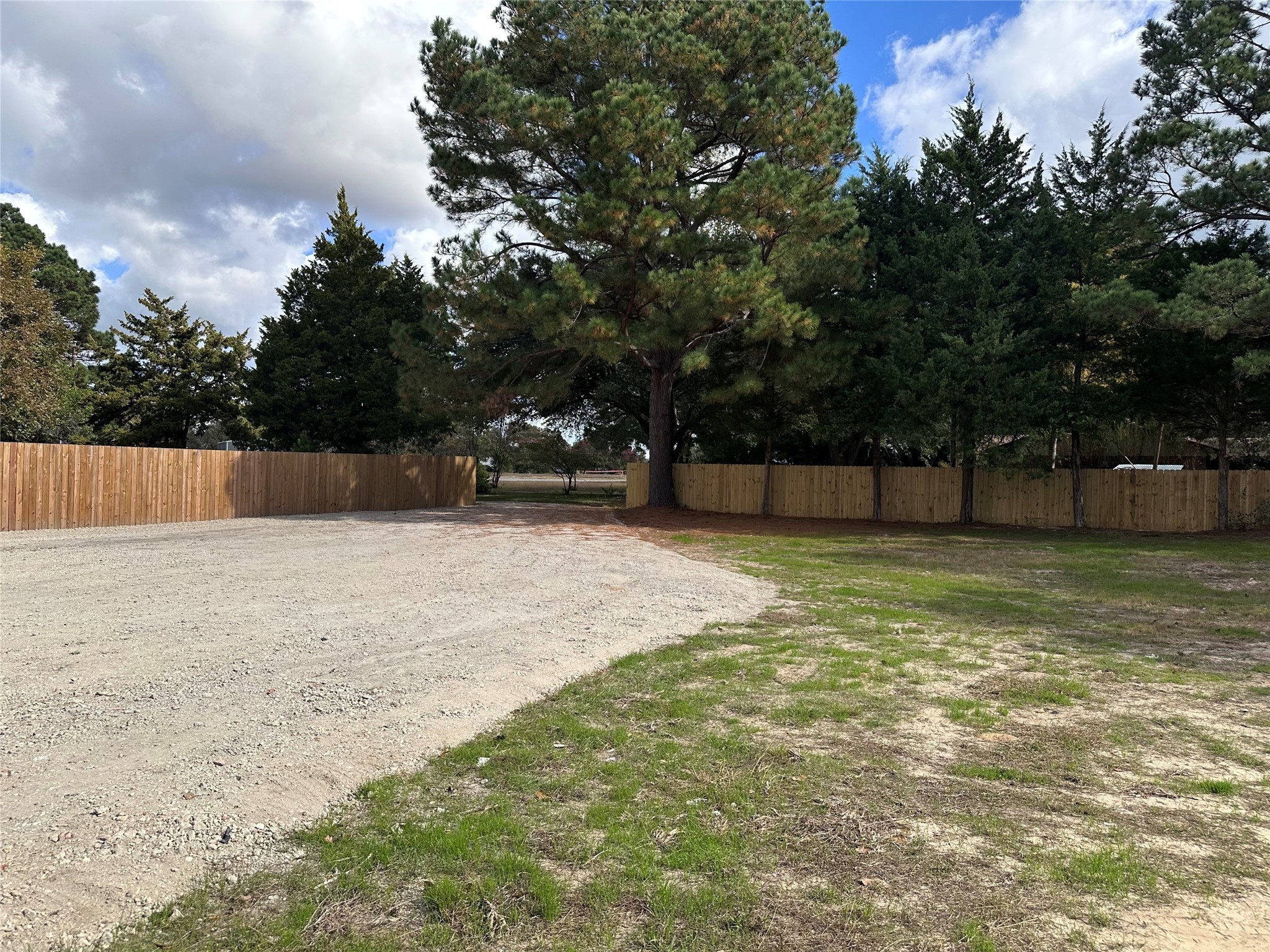 5144 Us Highway 175 E Athens TX 75752