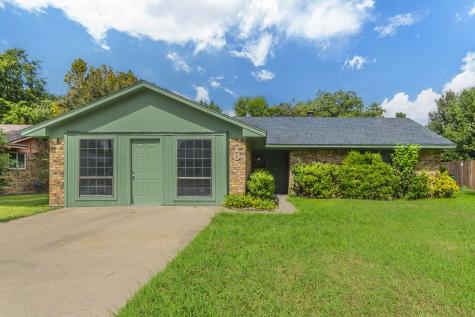 105 Briar Lane Waxahachie TX 75165