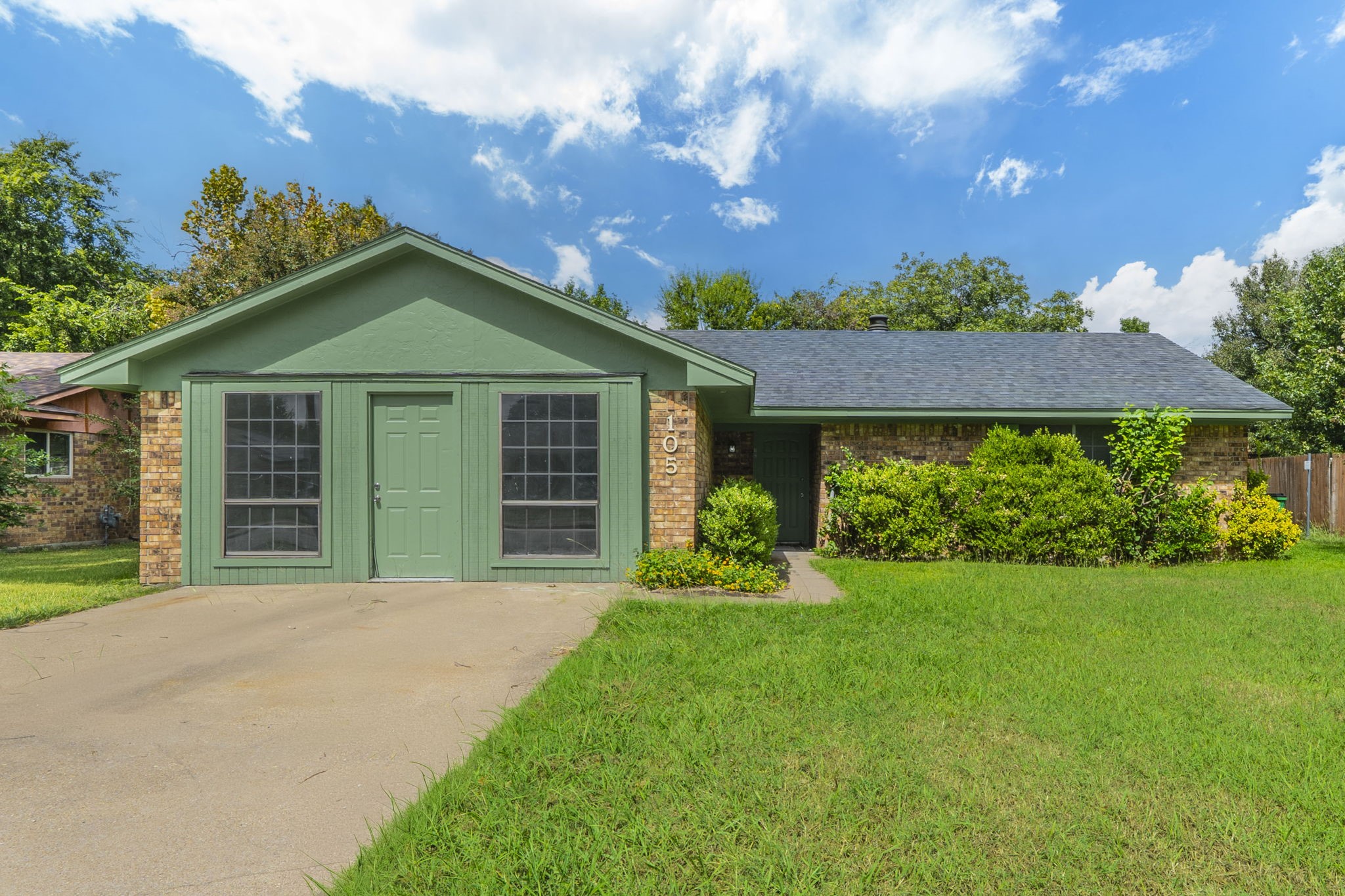 105 Briar Lane Waxahachie TX 75165