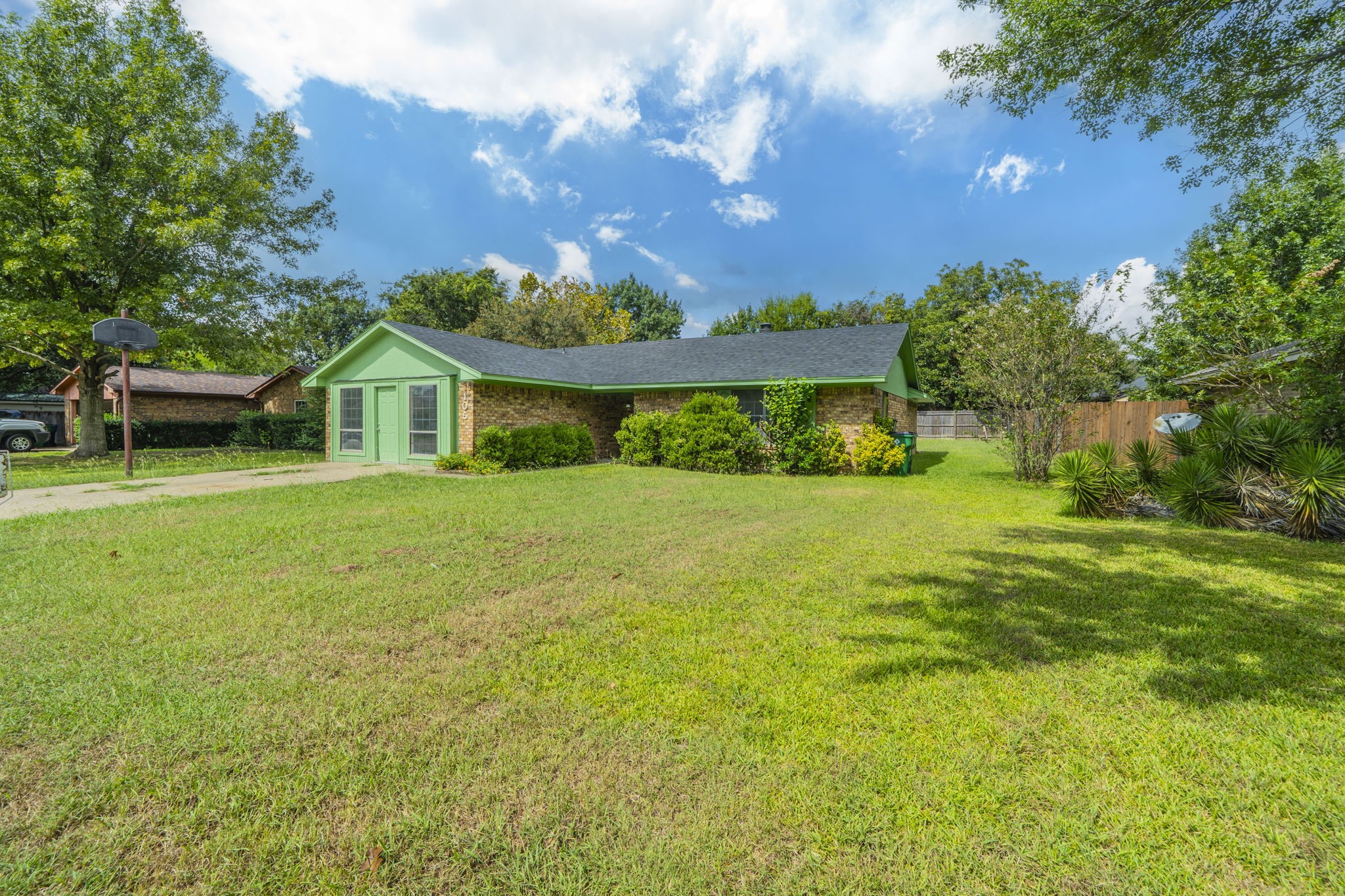 105 Briar Lane Waxahachie TX 75165
