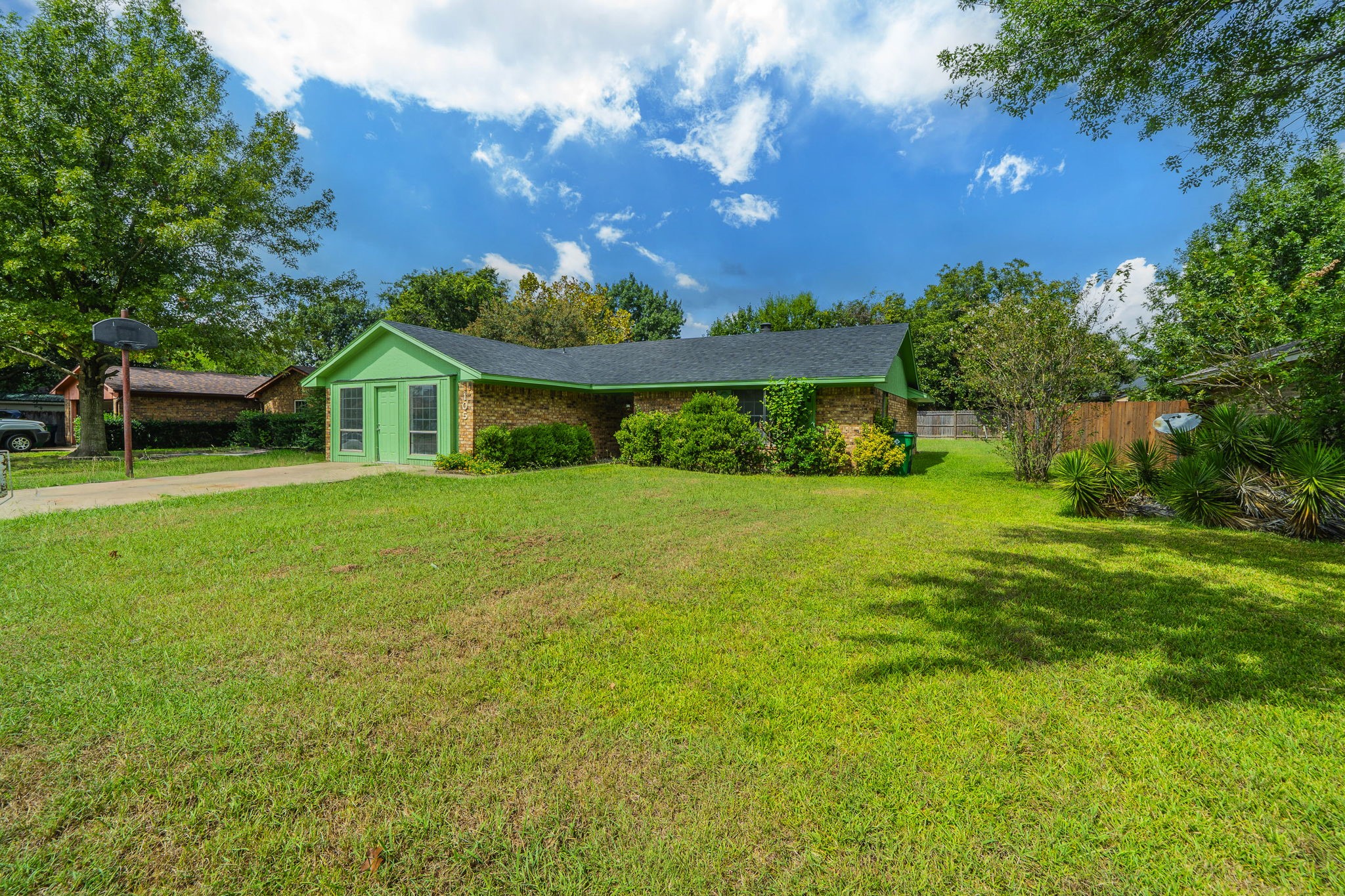 105 Briar Lane Waxahachie TX 75165