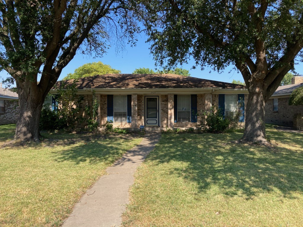2423 Richview Court Garland TX 75044