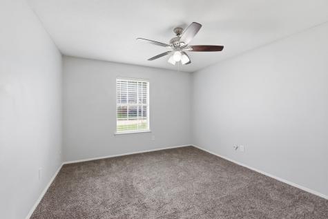 5725 Macneill Drive Haltom City TX 76148