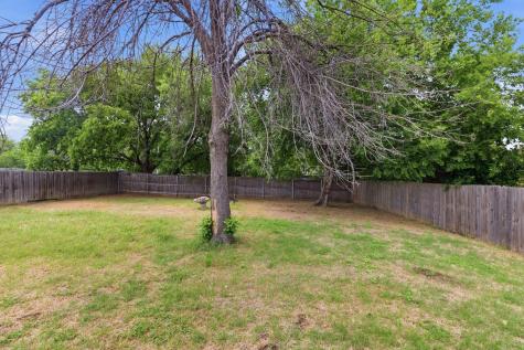 5725 Macneill Drive Haltom City TX 76148