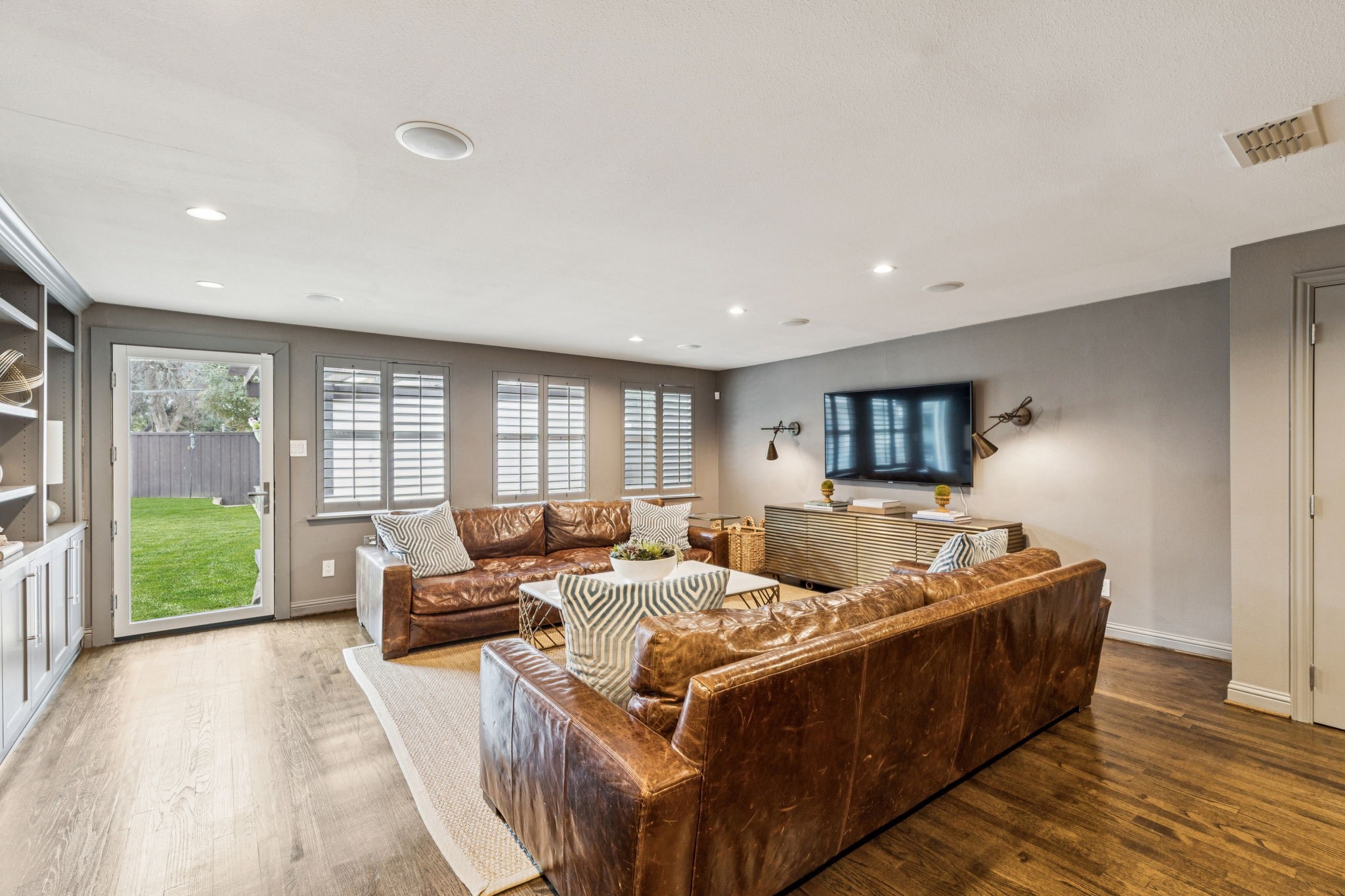 7032 Lavendale Avenue Dallas TX 75230