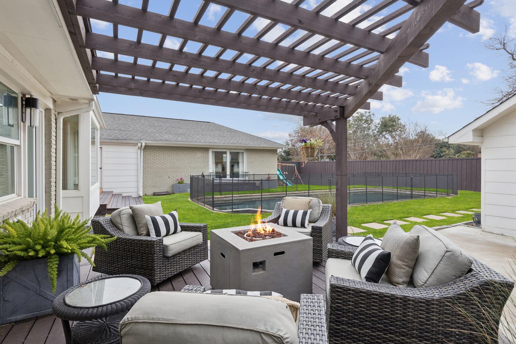 7032 Lavendale Avenue Dallas TX 75230