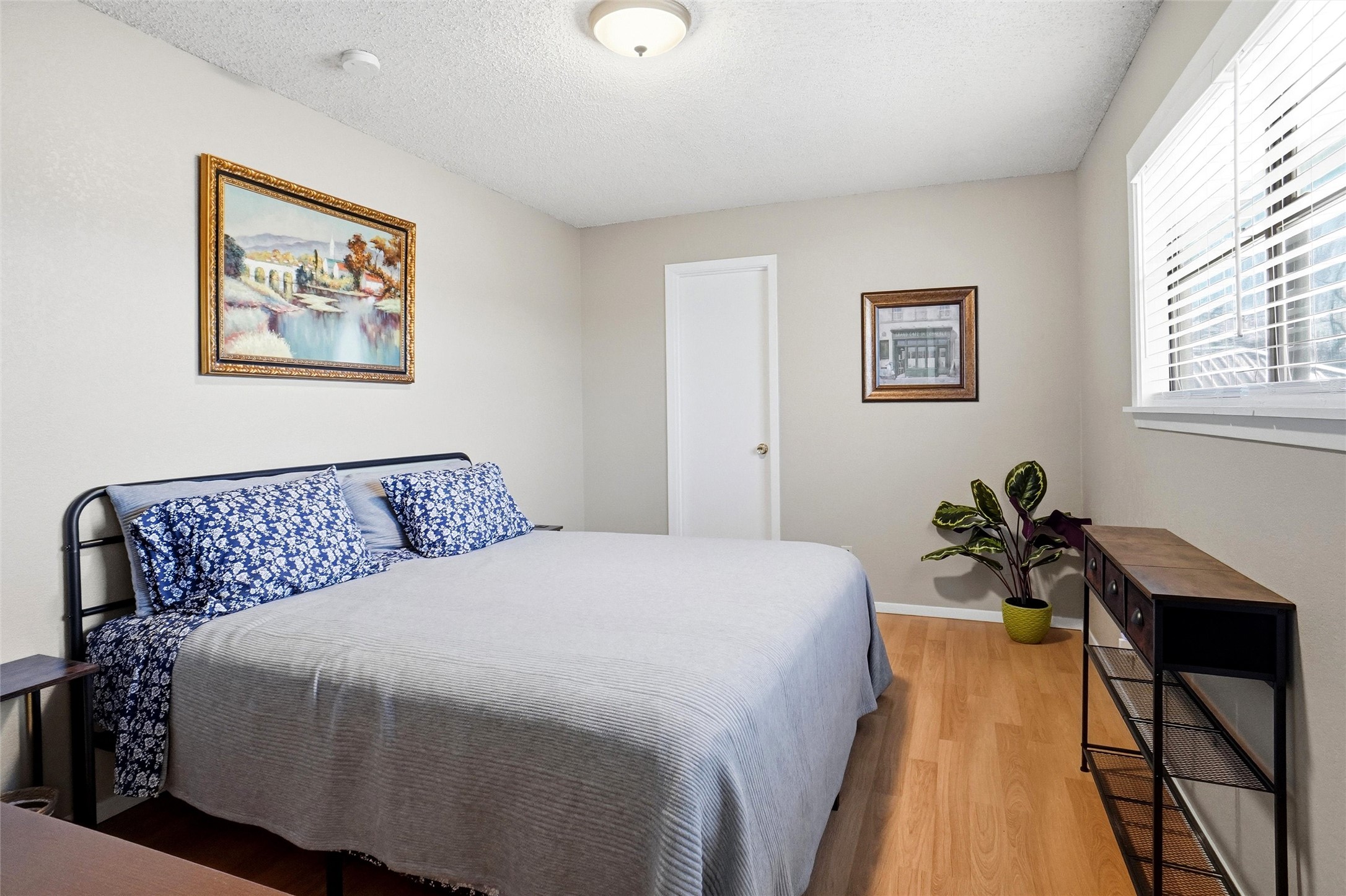 1901 Adams Lane Azle TX 76020