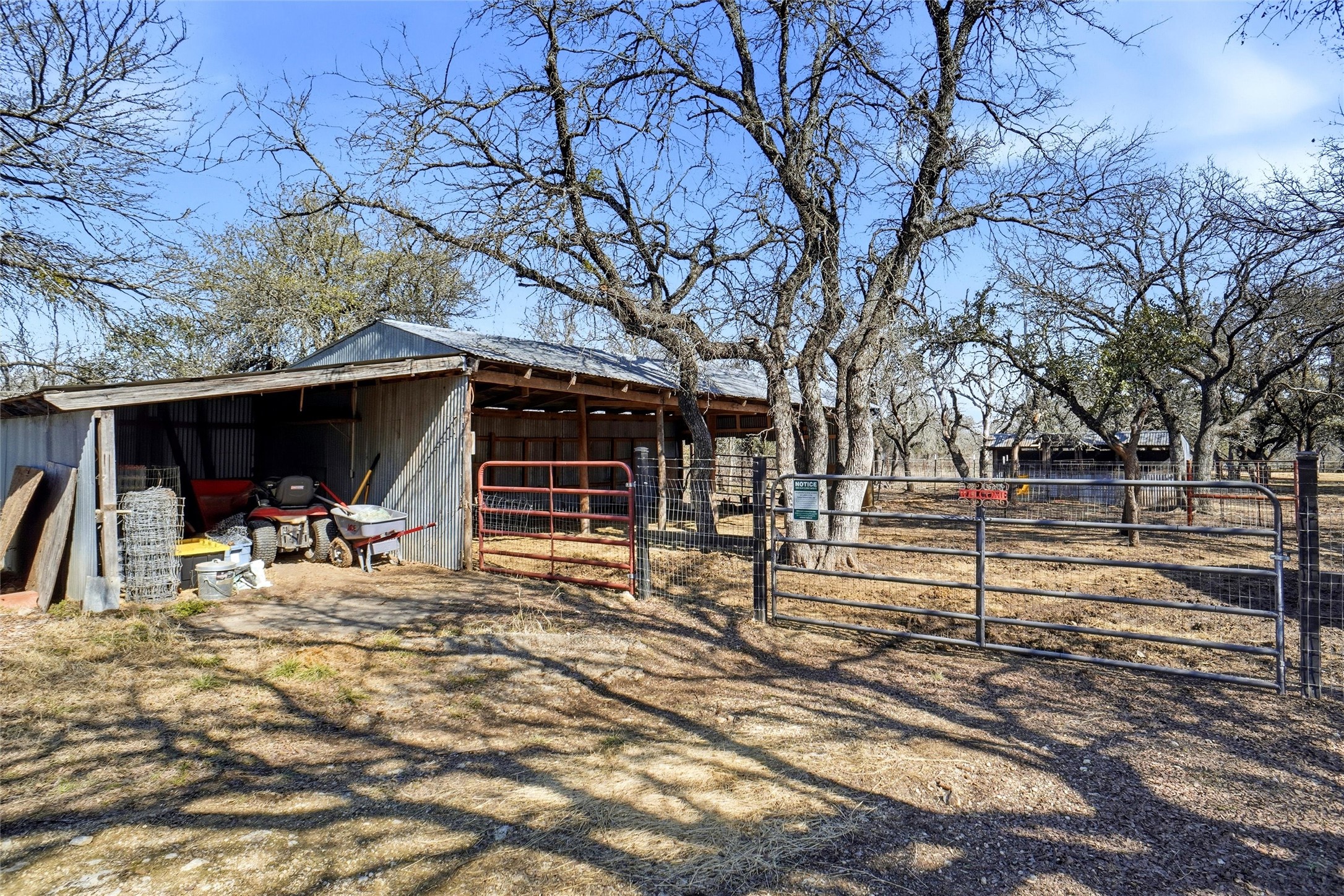 1901 Adams Lane Azle TX 76020