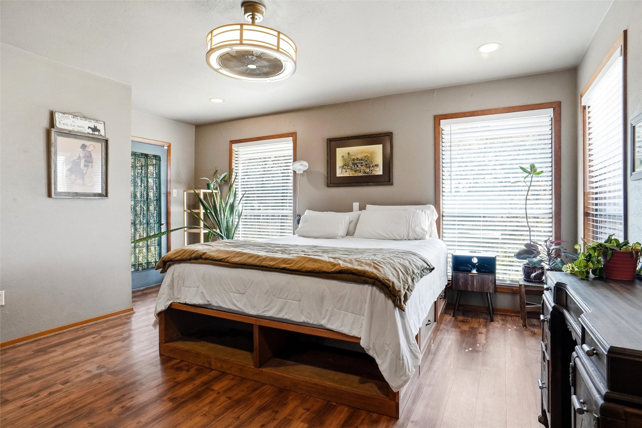 1901 Adams Lane Azle TX 76020